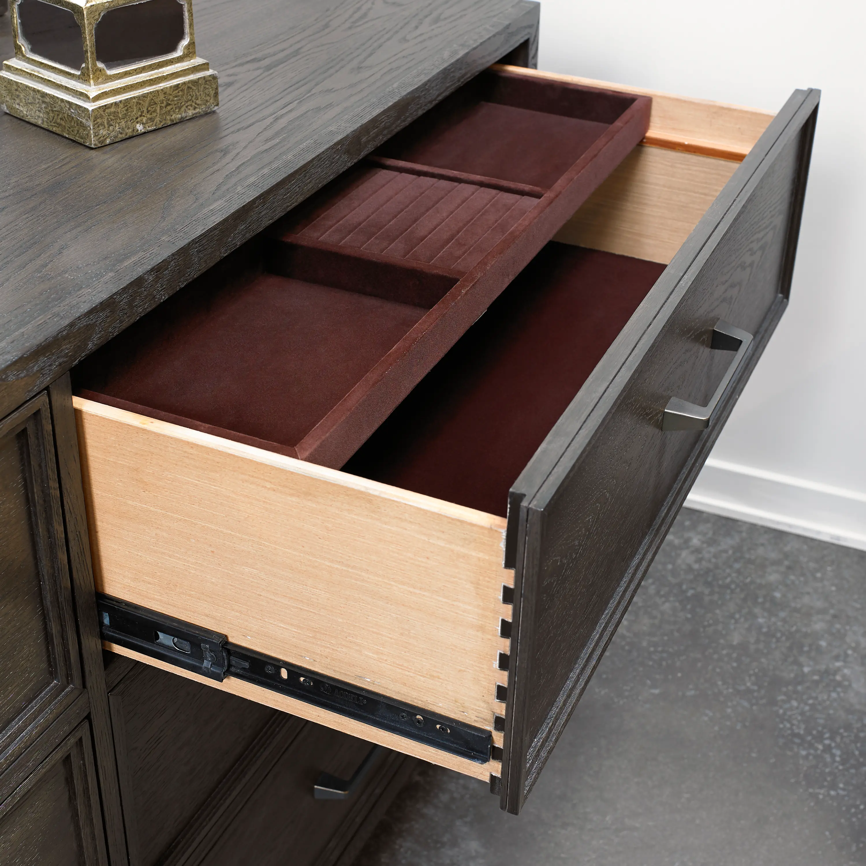 Wallburg Dark Brown Dresser-3