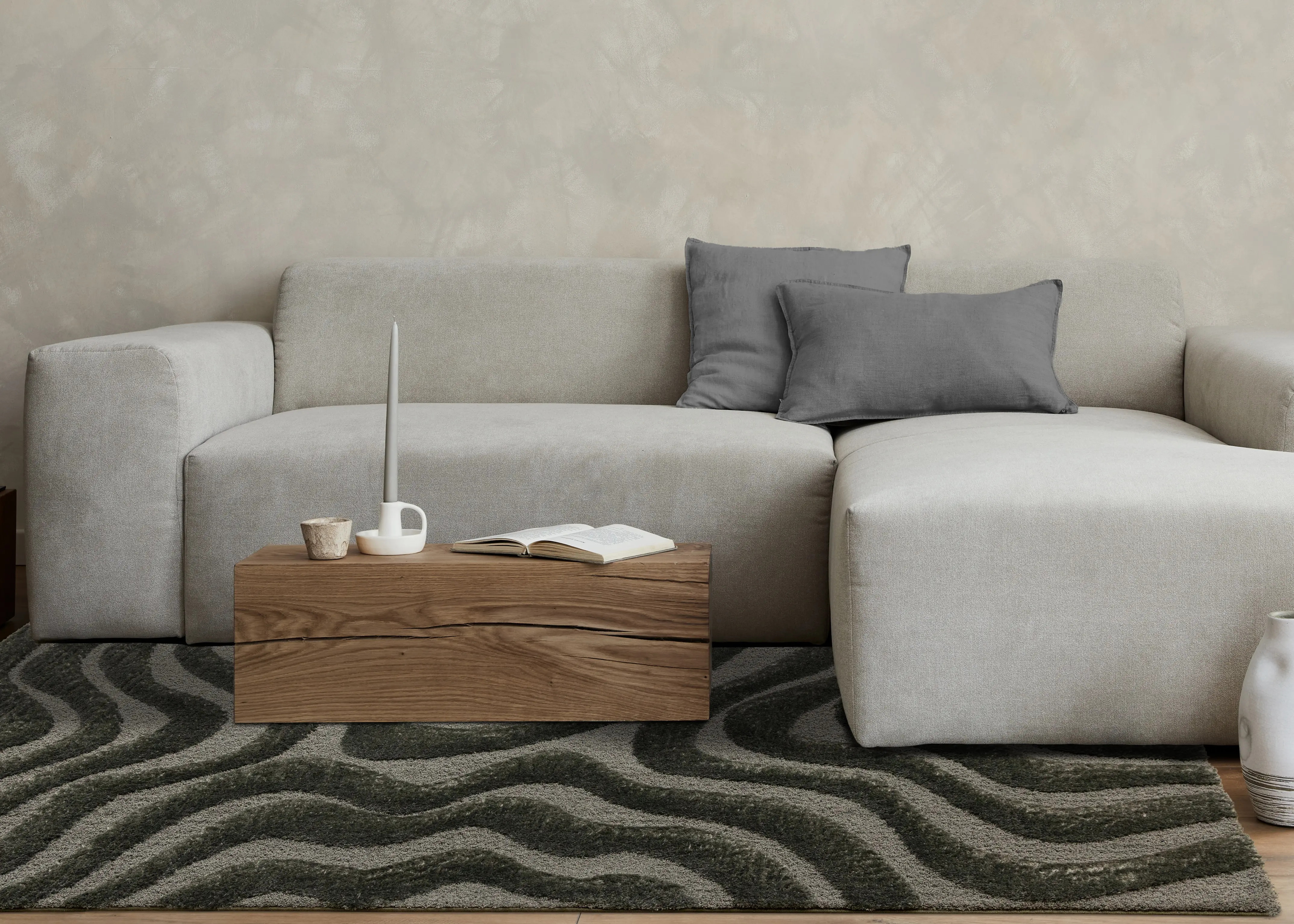 Luxe 5 x 8 Green Curvy Lines Area Rug-2