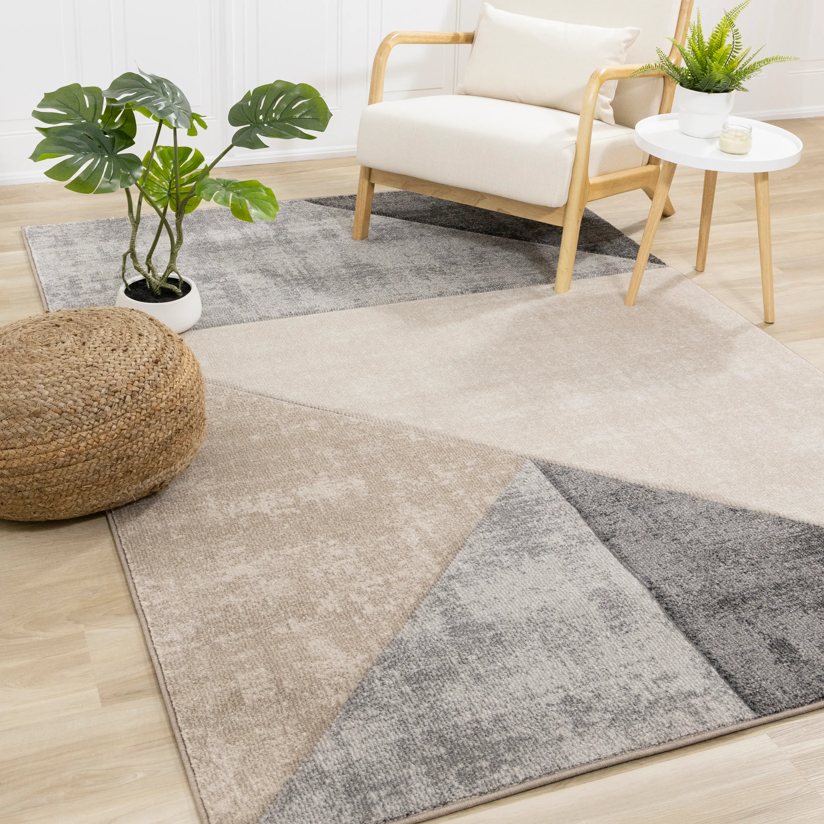 Folio 5 x 8 Neutral Carved Triangular Area Rug-2