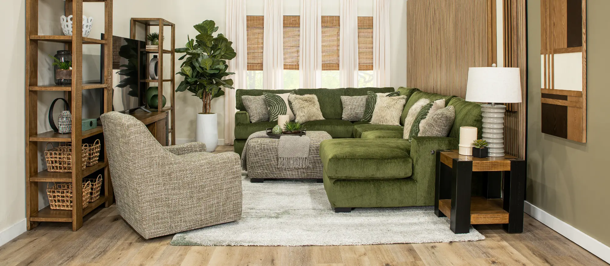 Pine Green 3-Piece Sectional | RC Willey