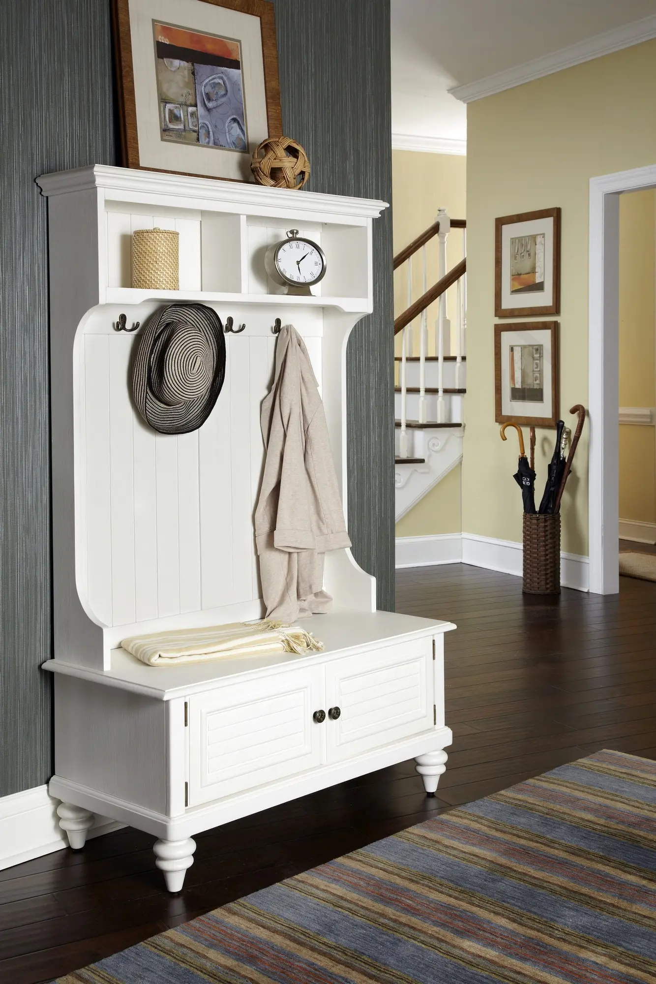 5543-49 Bermuda Off-White Hall Tree-2