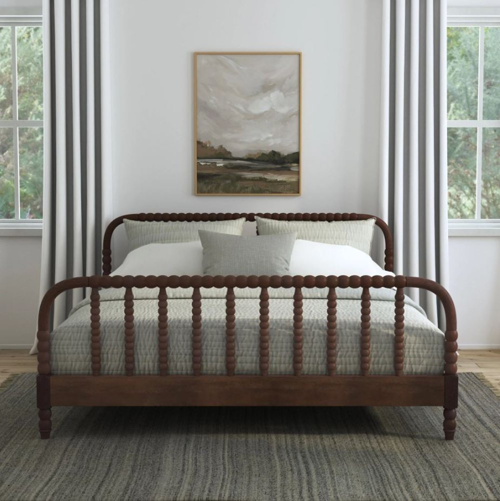 Spindle King Mahogany Bed