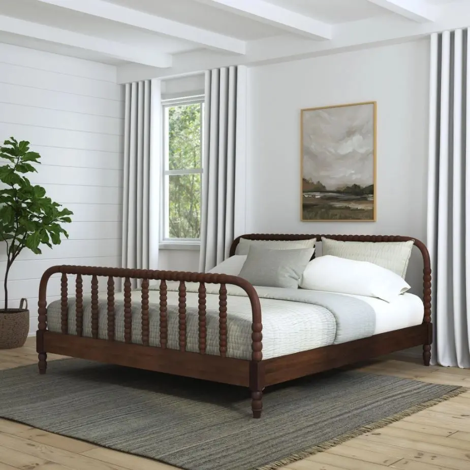 5900-600 Spindle King Mahogany Bed-2