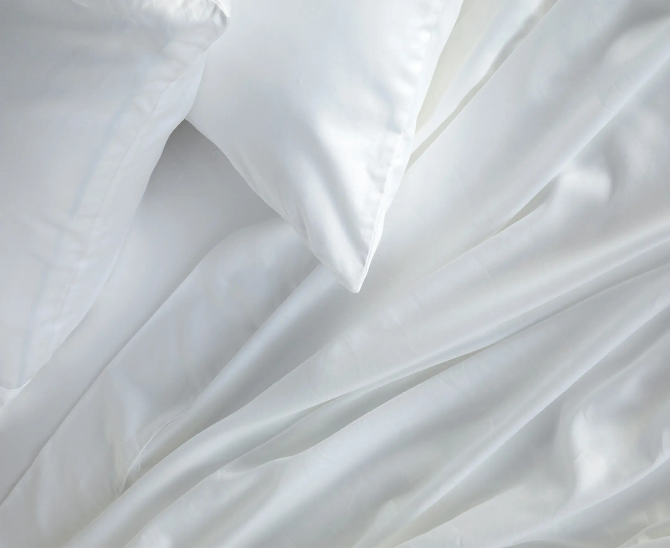 BGS199355 BedGear White Hyper Cotton Split-Head Queen Sheet Set-3