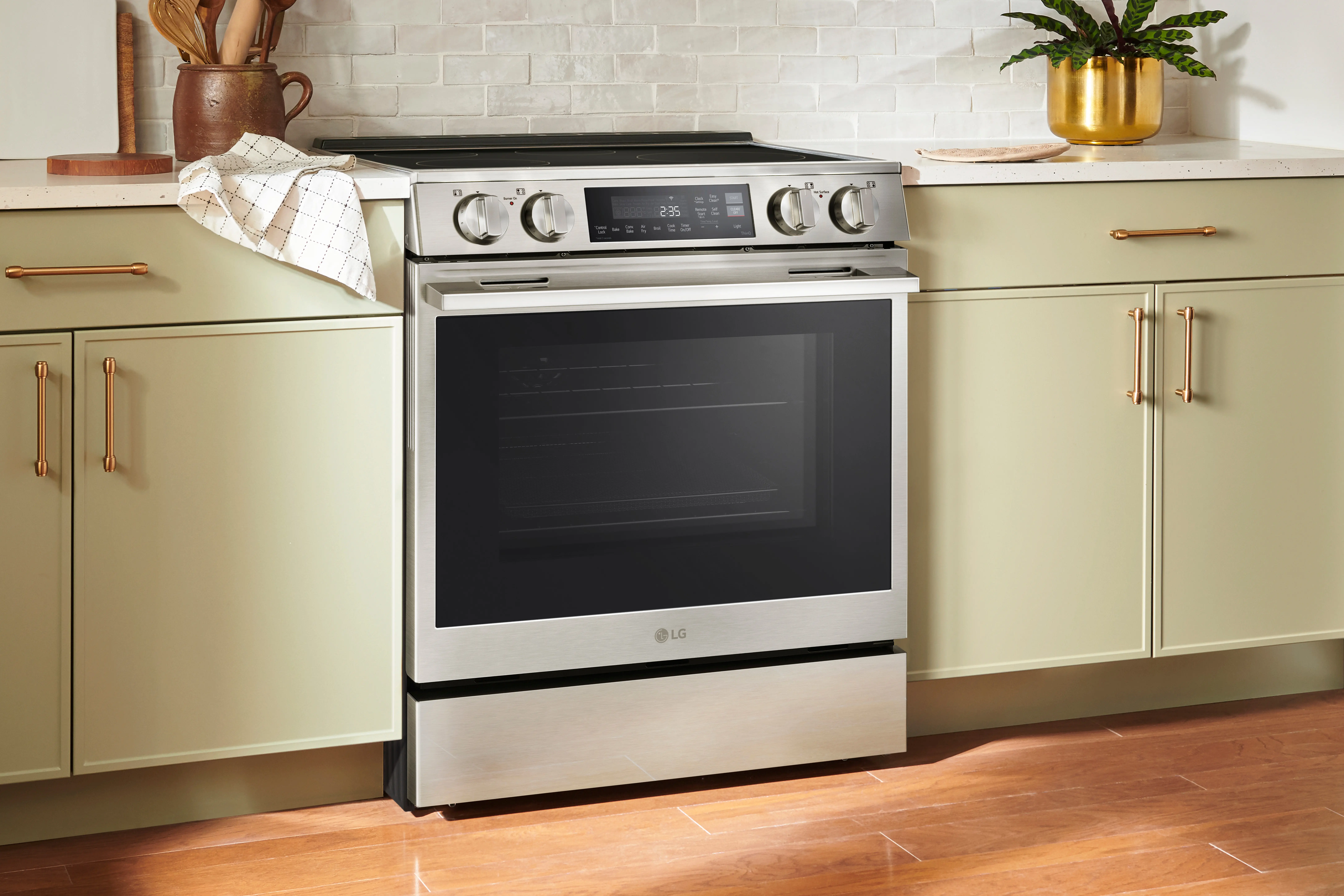 LSIL6334XE LG 6.3 Cu Ft Smart Induction Single Oven Range - Stainless Steel-2