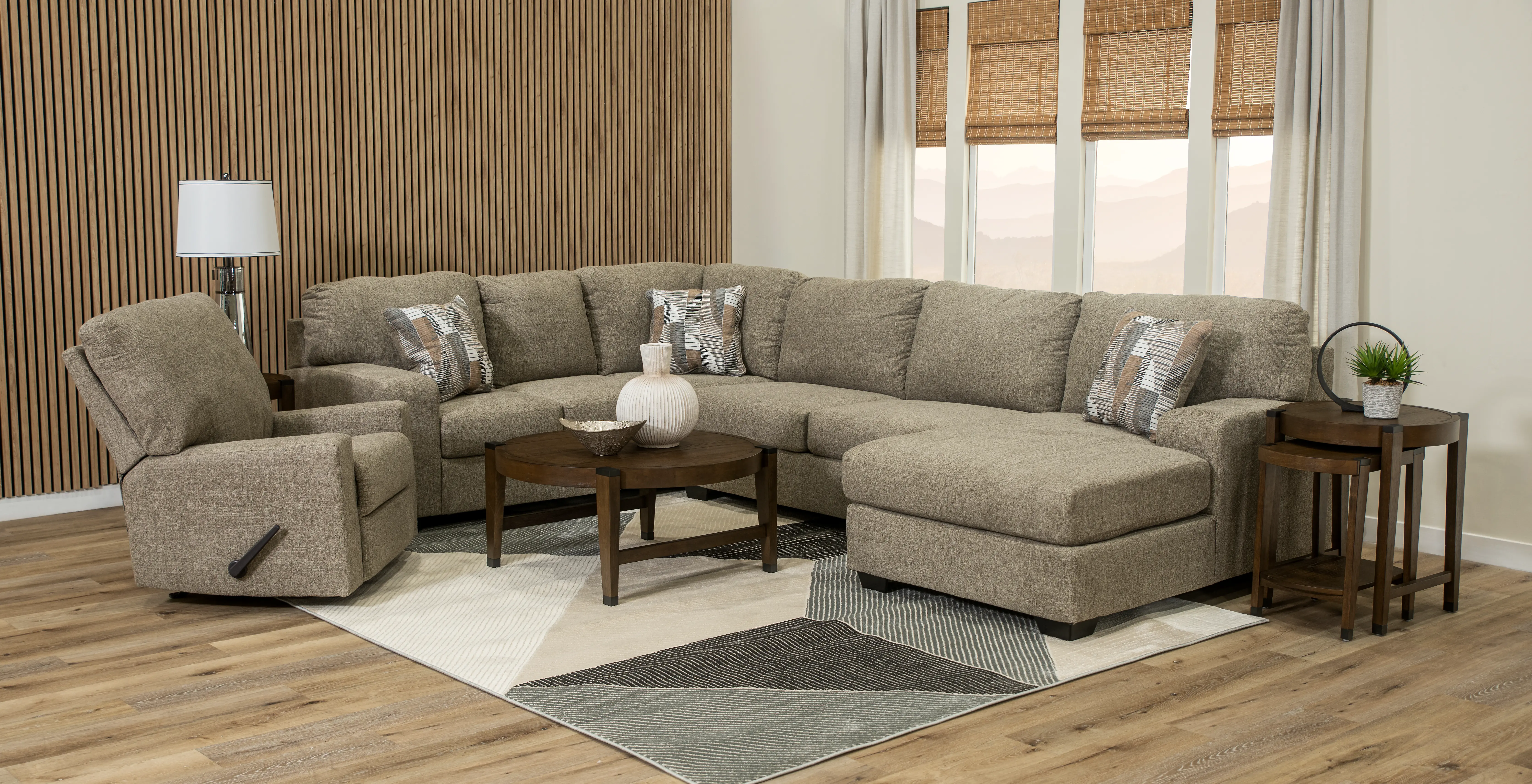 Seyler Lane Hemp Beige 3 Piece Sectional with Right-Facing Chaise-2