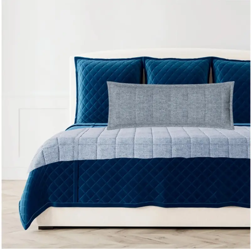 Blue Bed Finish Pillow Set
