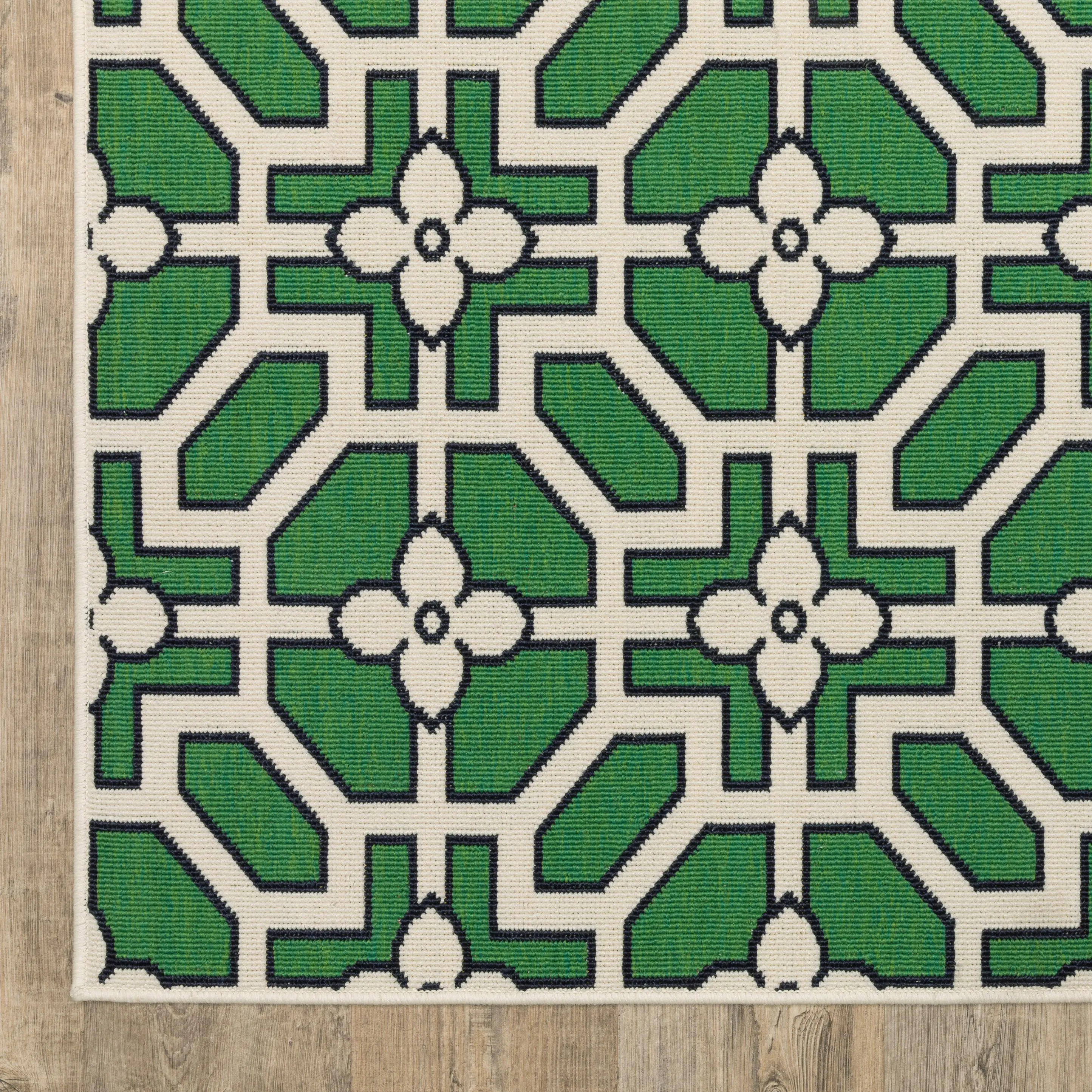 Havana 8 x 10 Green and Ivory Outdoor Area Rug-4