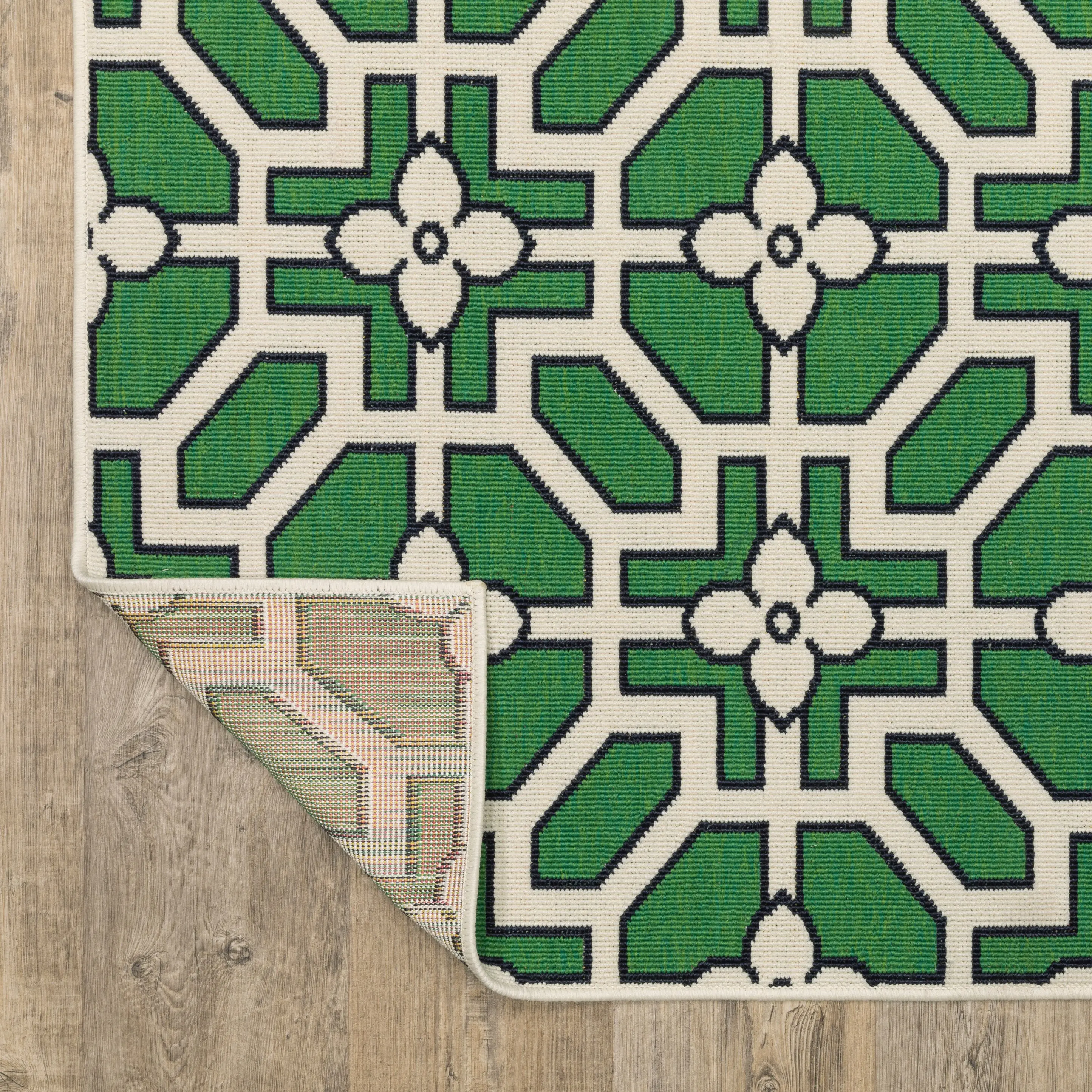 Havana 8 x 10 Green and Ivory Outdoor Area Rug-5