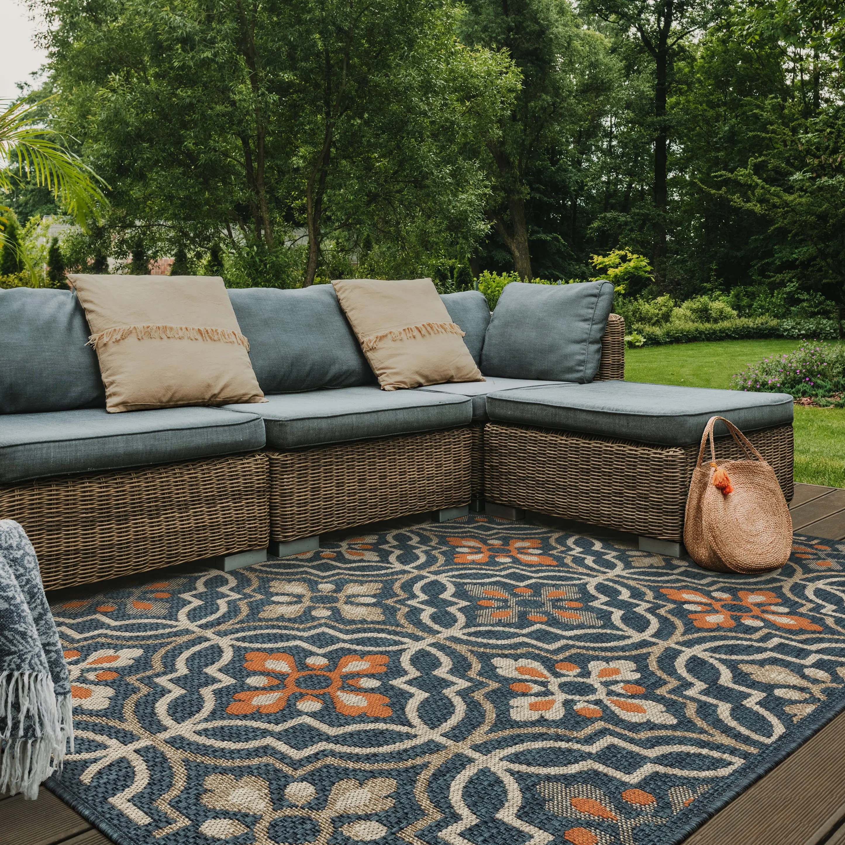 Latitude 8 x 10 Blue Medallion Outdoor Patio Area Rug-2