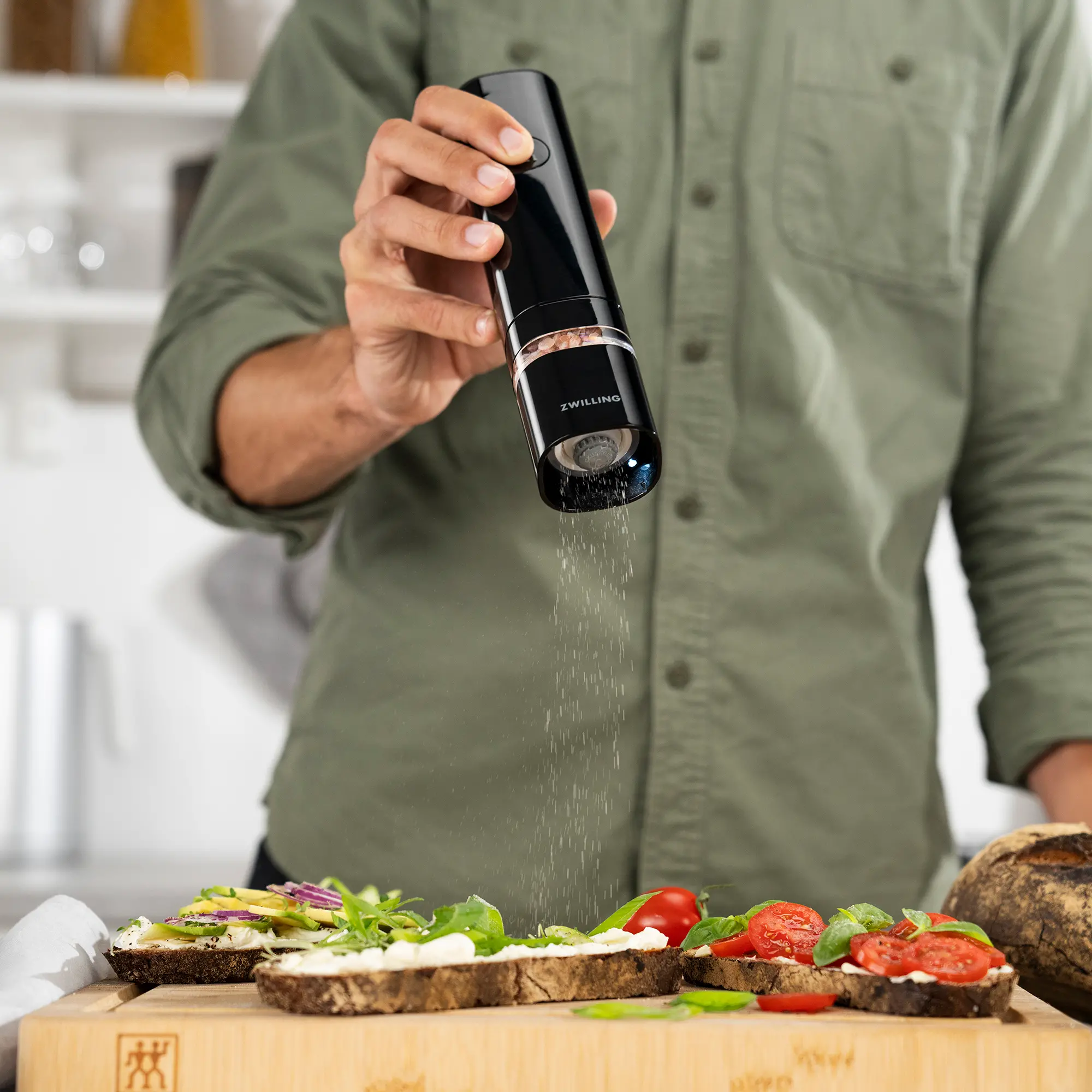 Zwiling Enfinigy Black Electric Salt and Pepper Mill-5