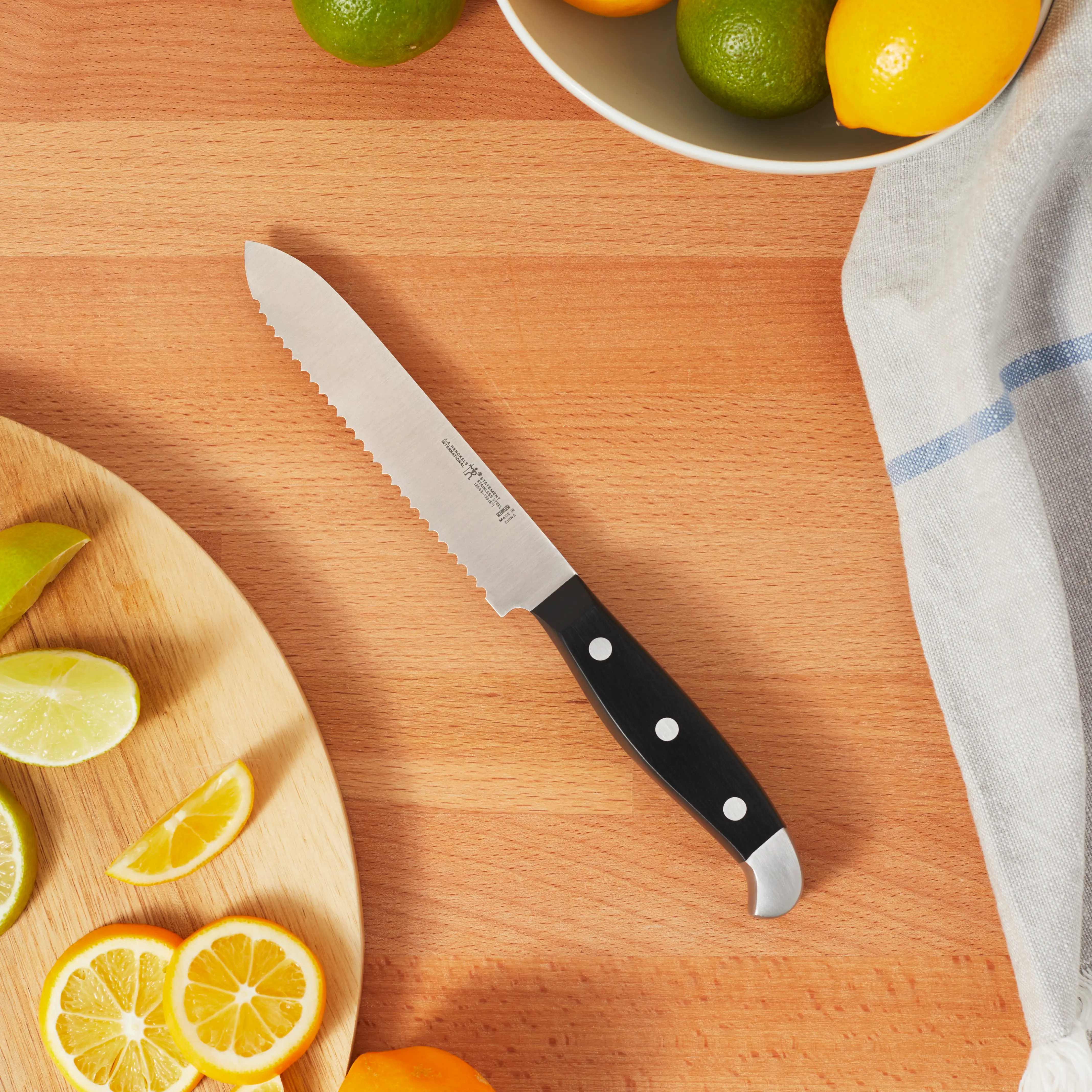Henckels Statement 14 Piece Self-Sharpening Knife Set-9