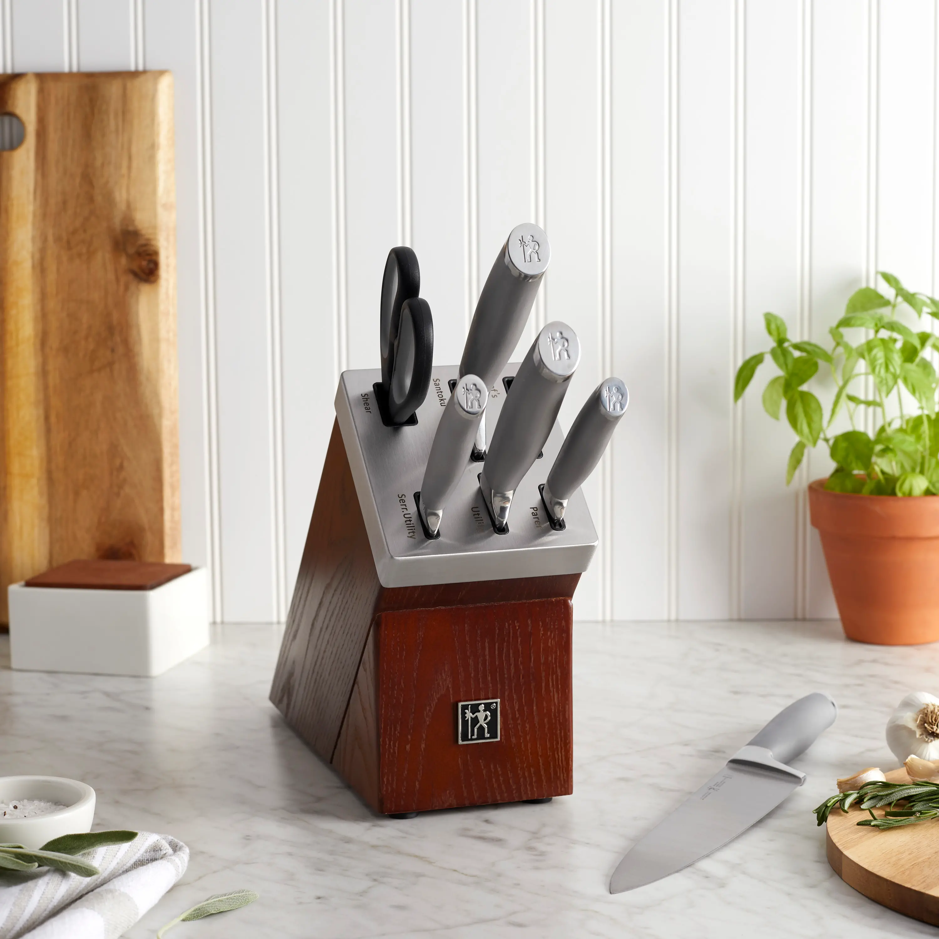 Henckels Modernist 7 Piece Self-Sharpening Knife Block Set-3