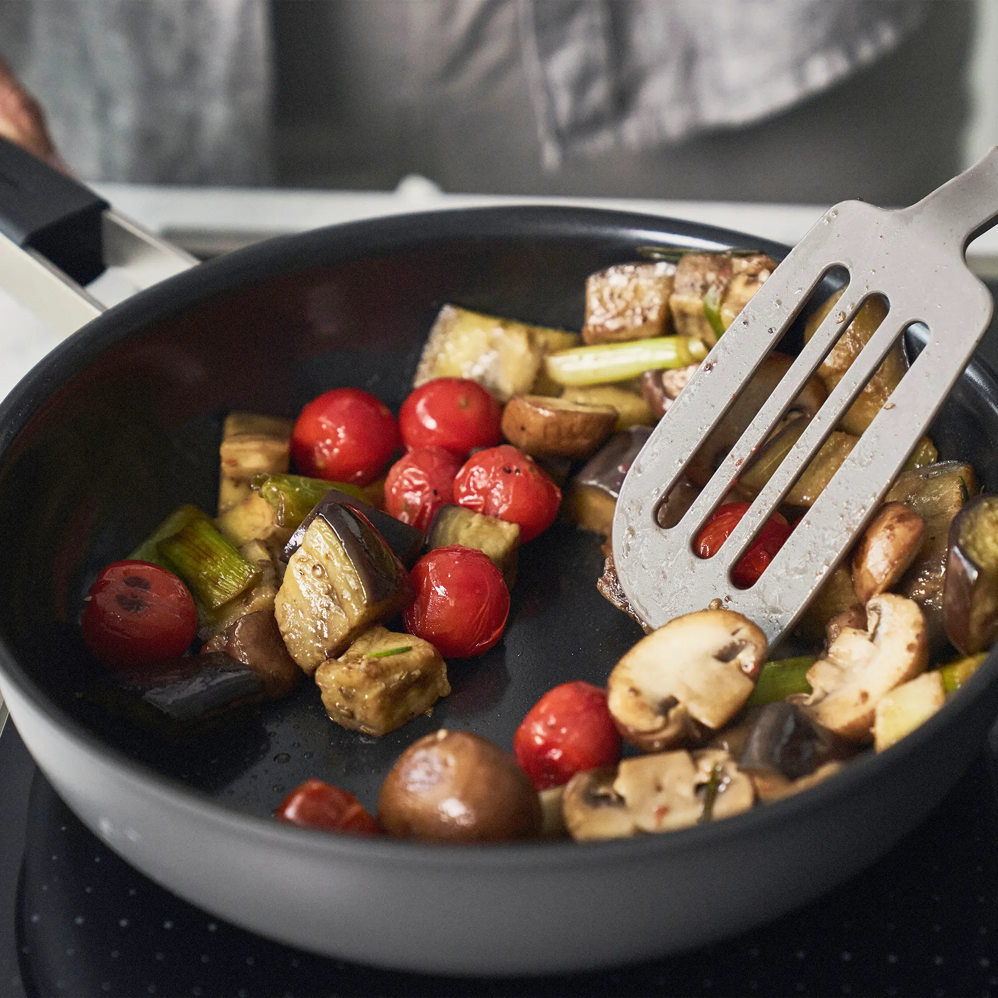 ZWILLING Pure Gray 11  Stainless Steel Ceramic Nonstick Fry Pan-2