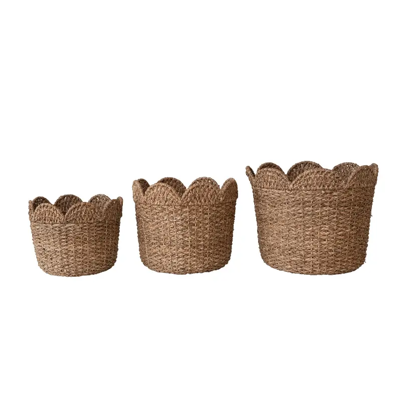 Medium Scallop Edge Braided Rattan Bankuan Basket
