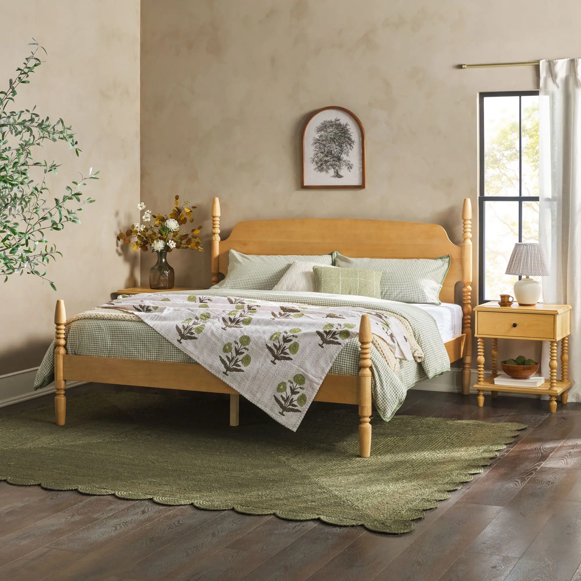 WEVIV03KB2NA1 Vivienne Natural Wood King Spindle Post Bed-3