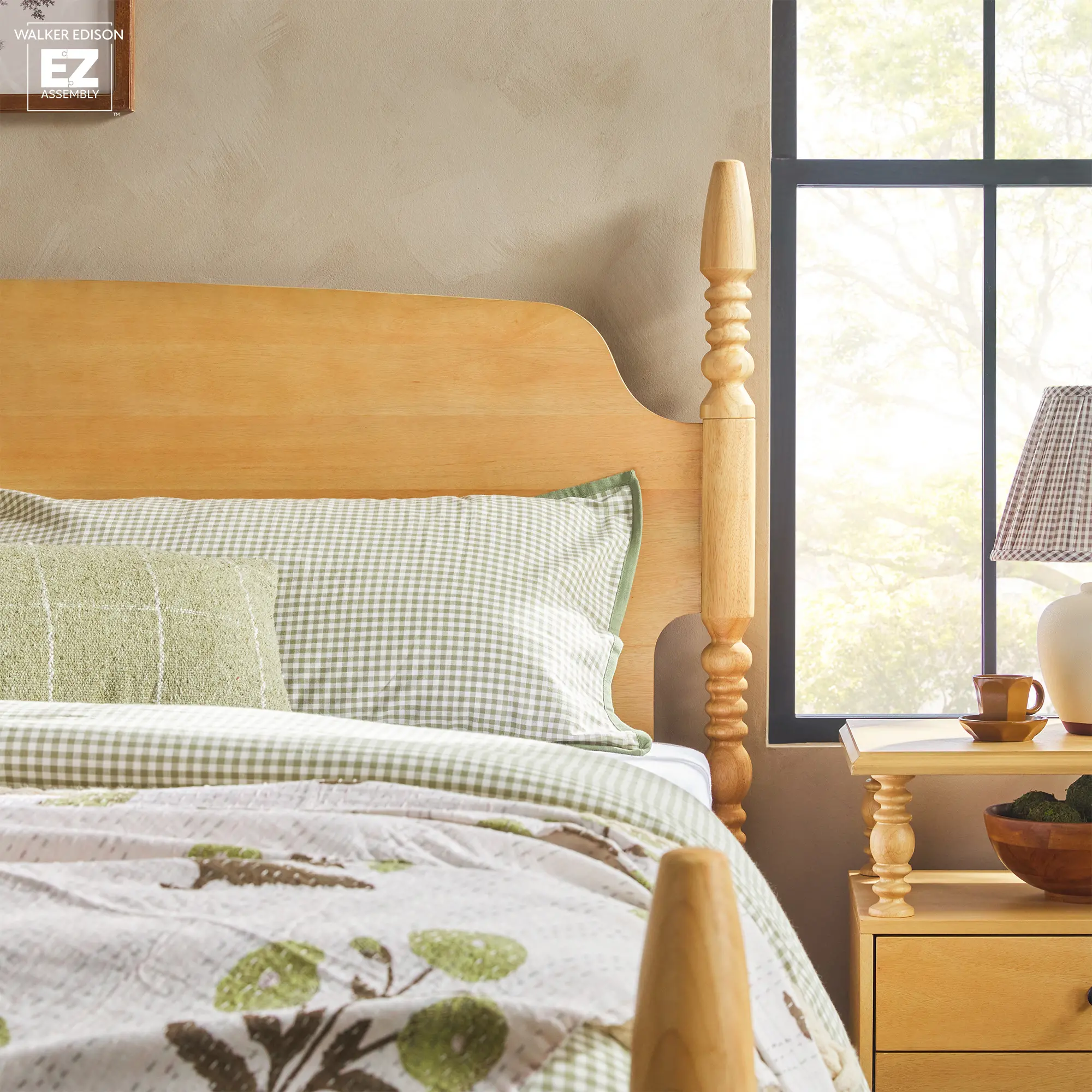 WEVIV03KB2NA1 Vivienne Natural Wood King Spindle Post Bed-5