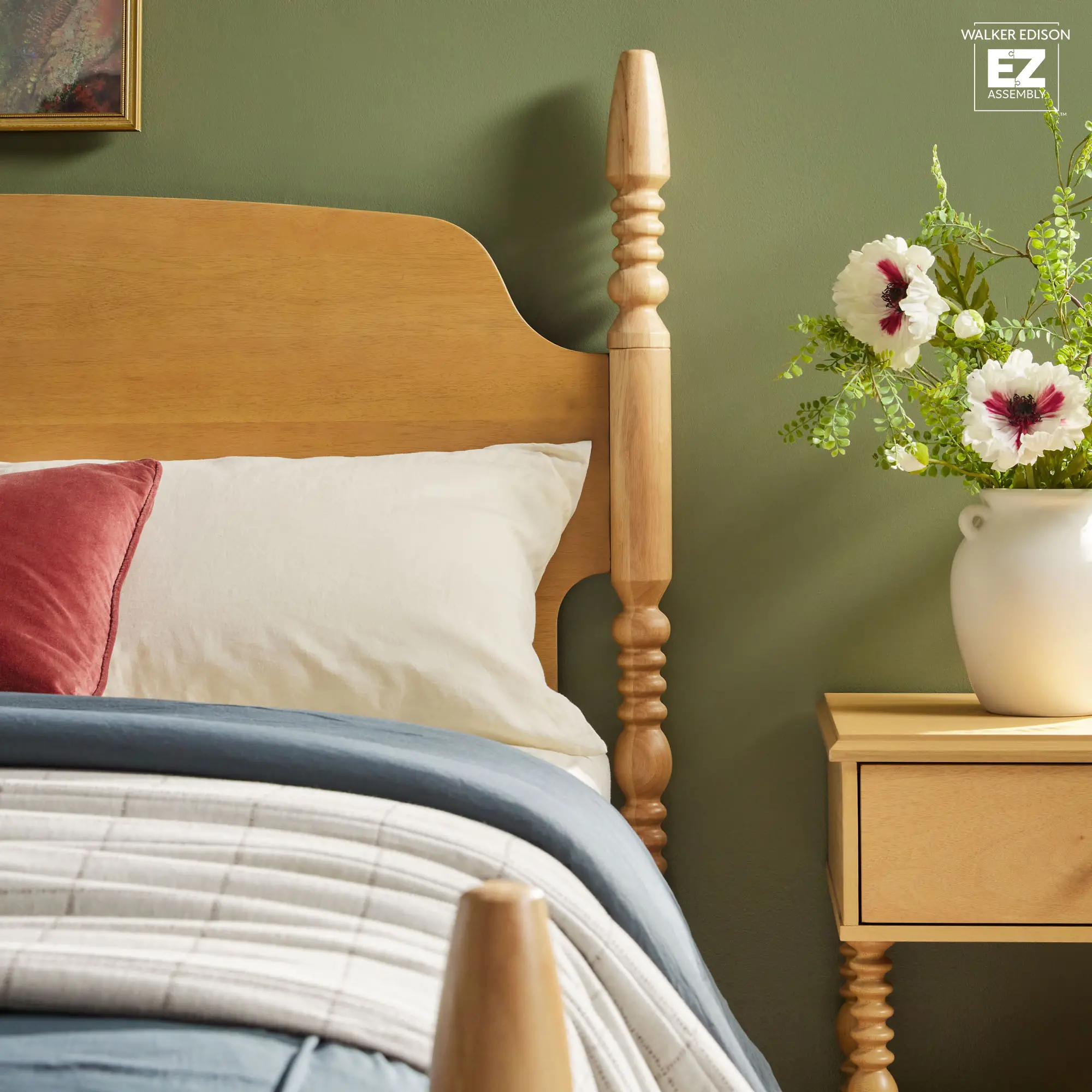 WEVIV03QB2NA1 Vivienne Natural Wood Queen Spindle Post Bed-5