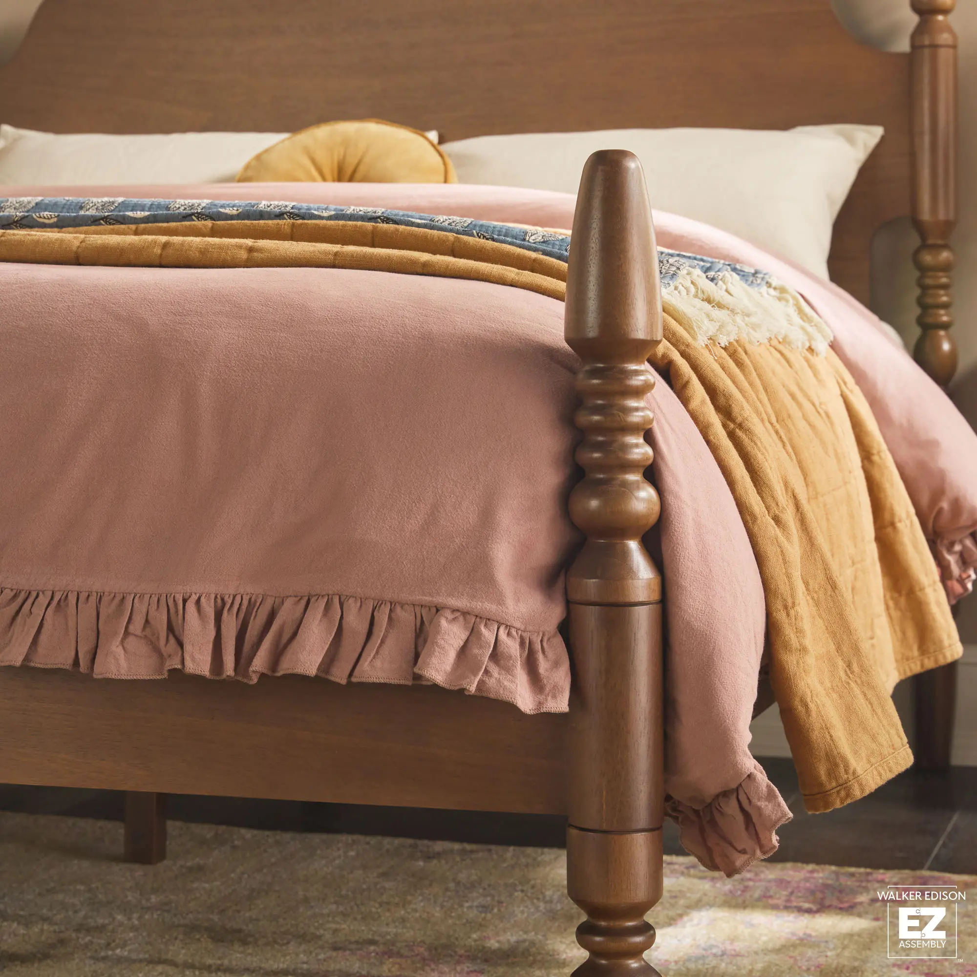 WEVIV03QB2BR1 Vivenne Dark Wood Queen Spindle Post Bed-6