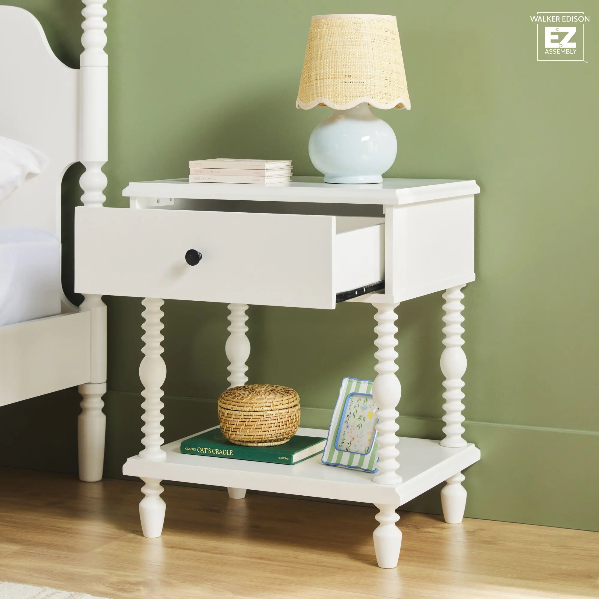 WEVIV011D2WH1 Vivienne White Wood Spindle 1-Drawer Nightstand-3