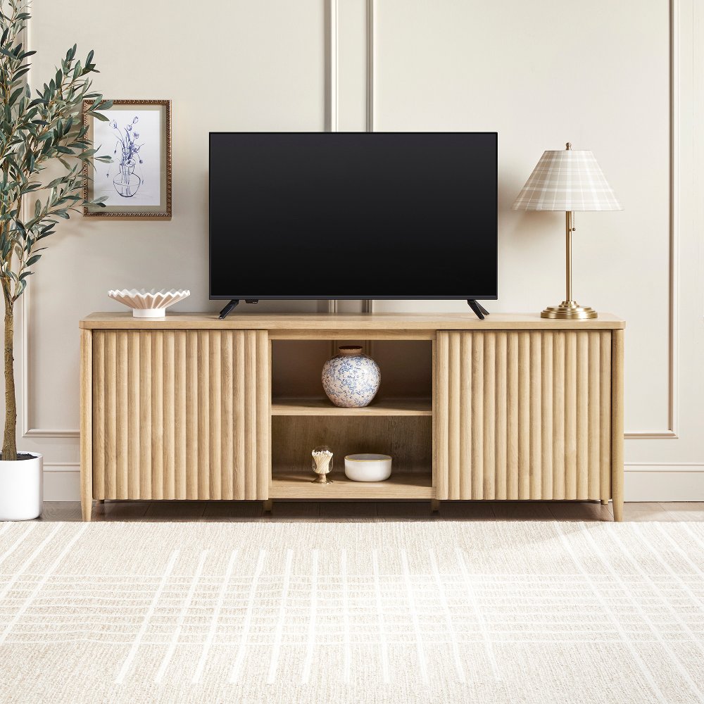 Flynn Coastal Oak 70" Reeded TV Stand