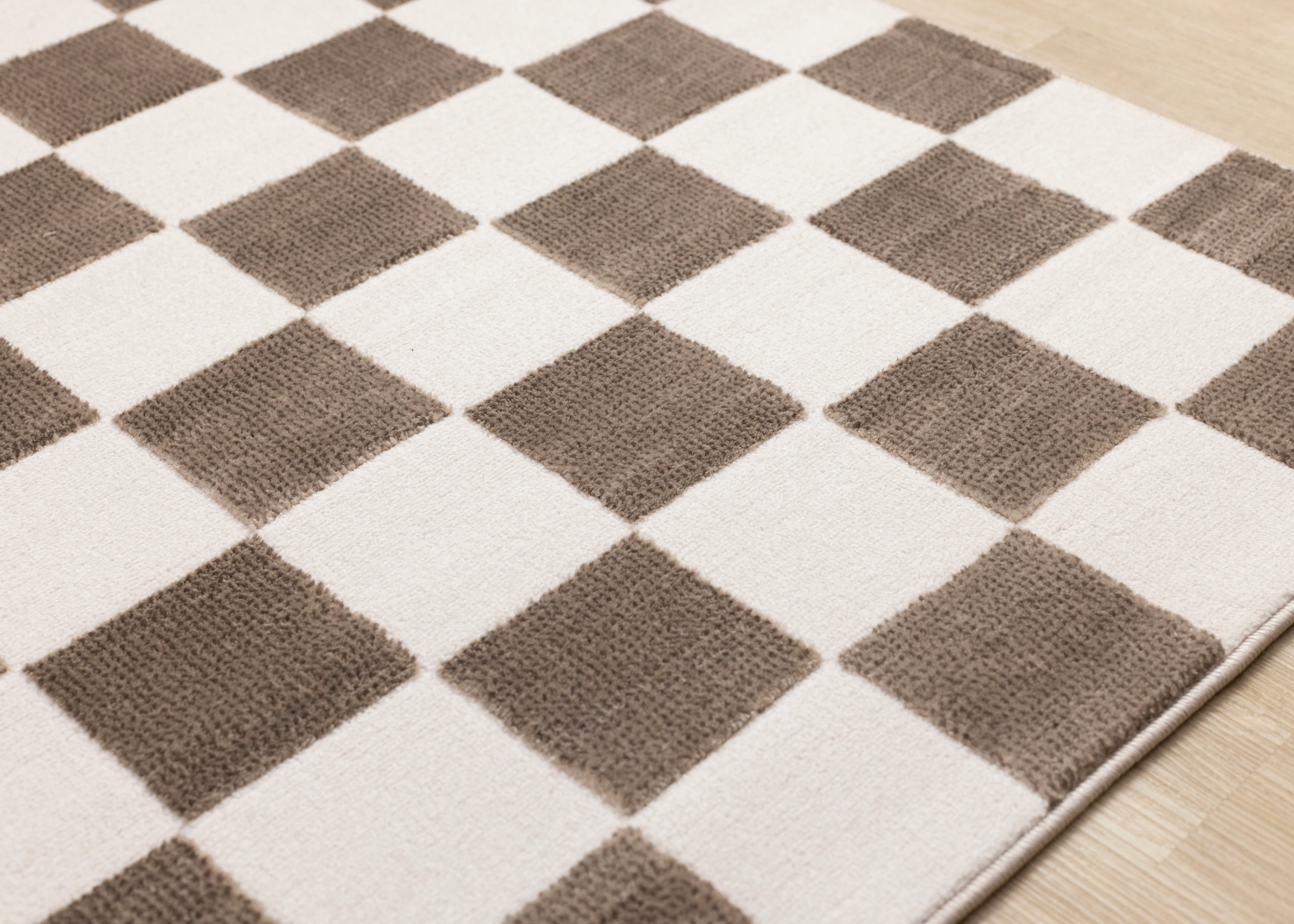 Leo Brown and Cream Checkered 7 x 10 Area Rug-2