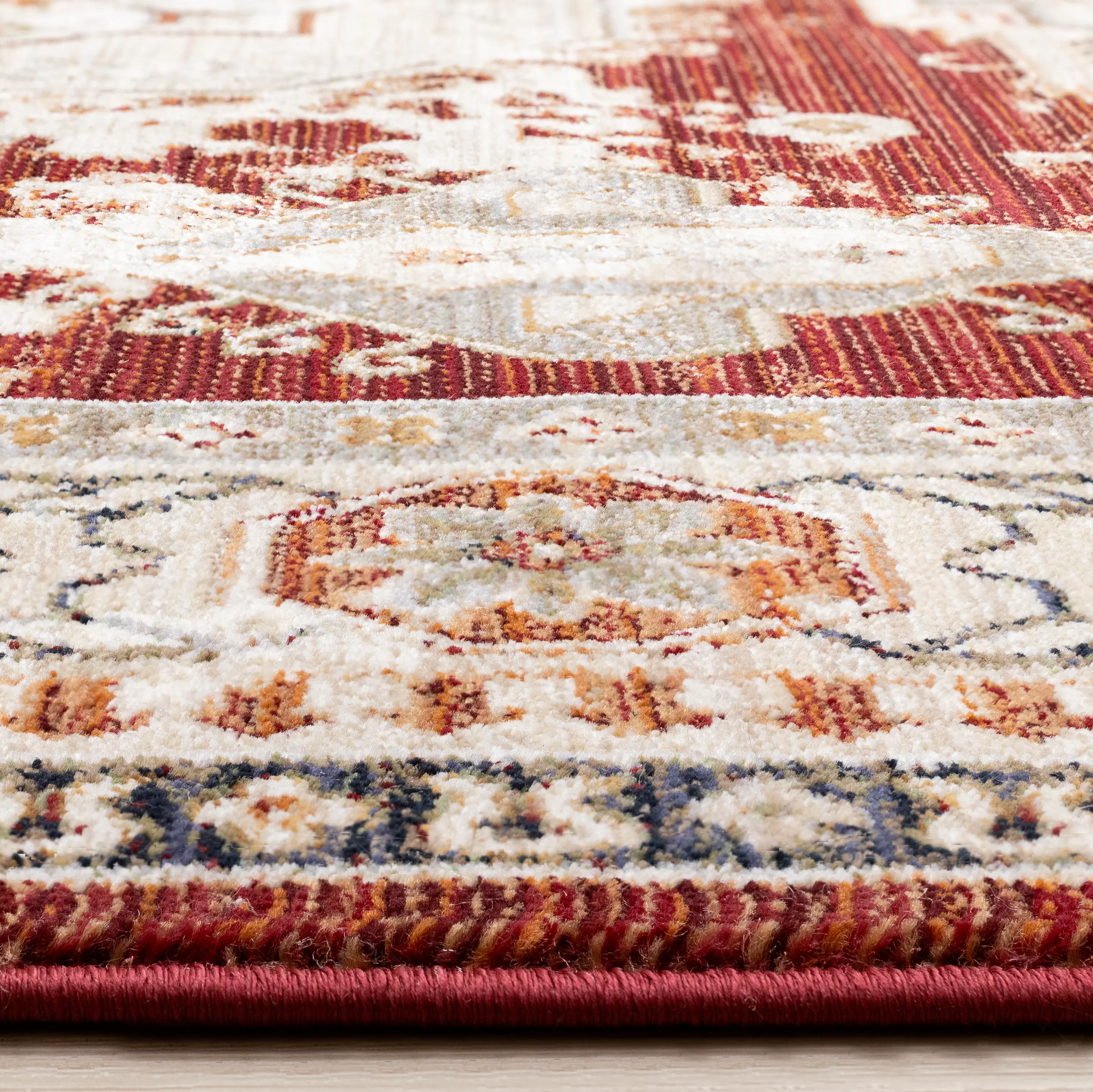 Serene Red and Cream 5 x 8 Area Rug-6