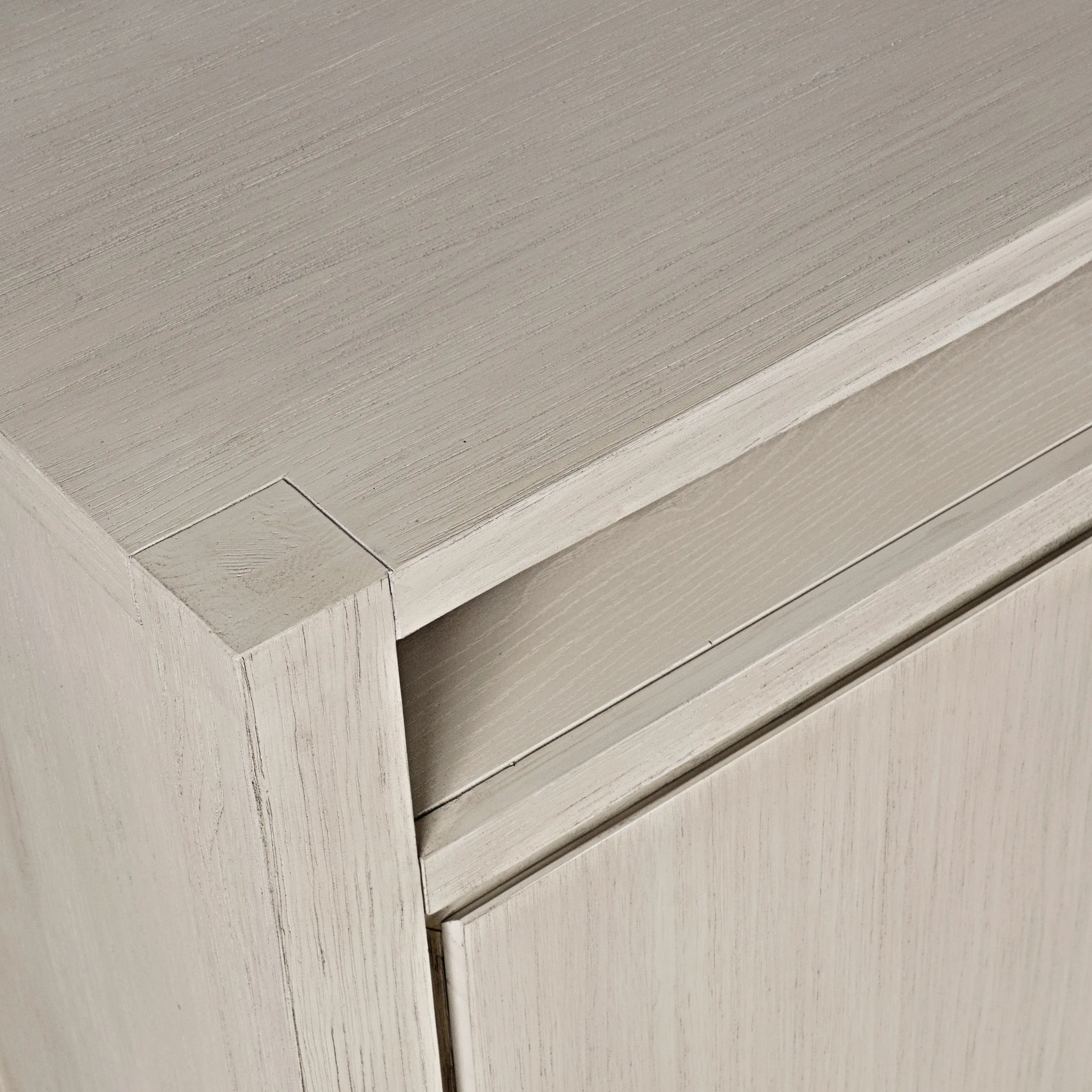 Brownstone Beige 80  Console-4
