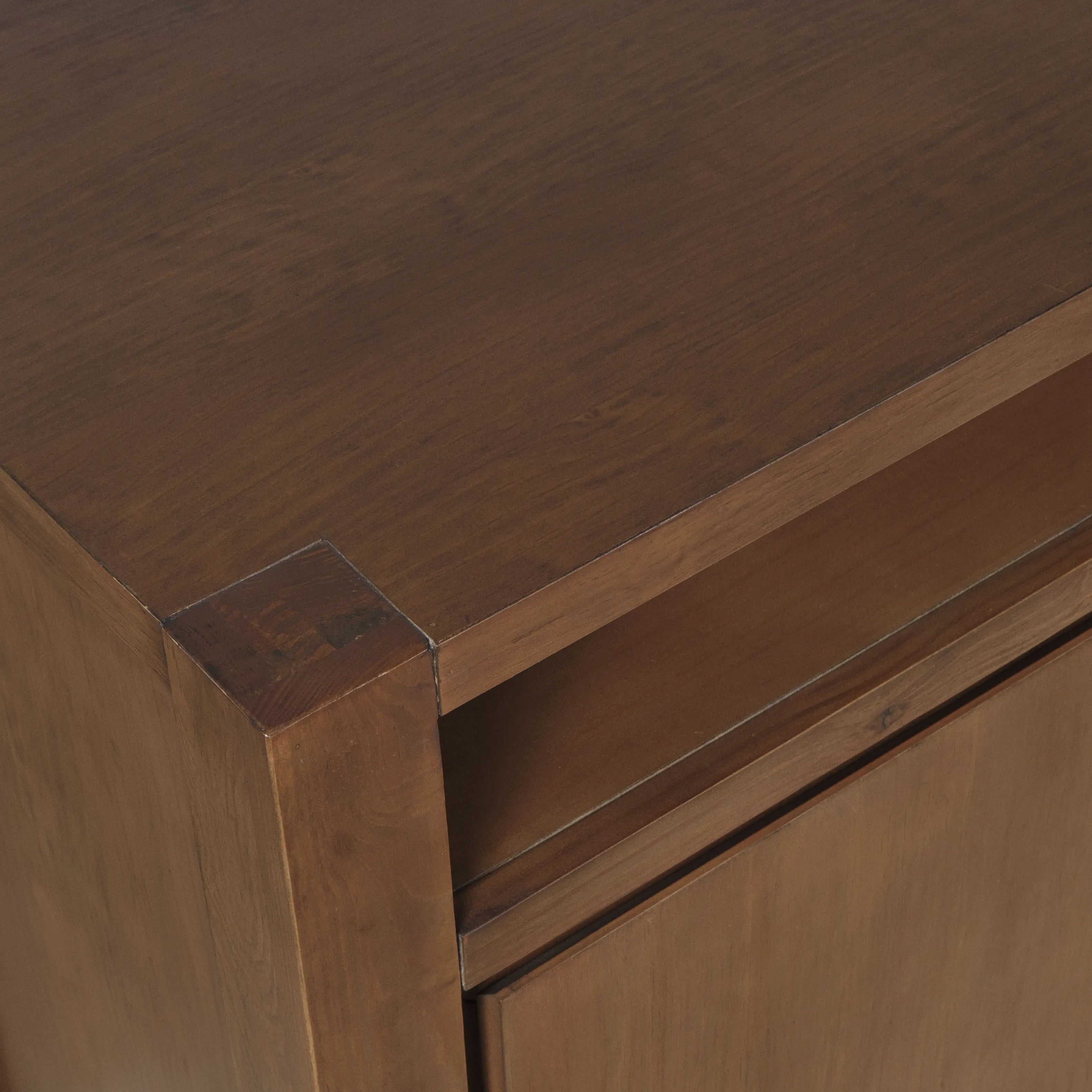 Brownstone Suede Brown 80  Console-4