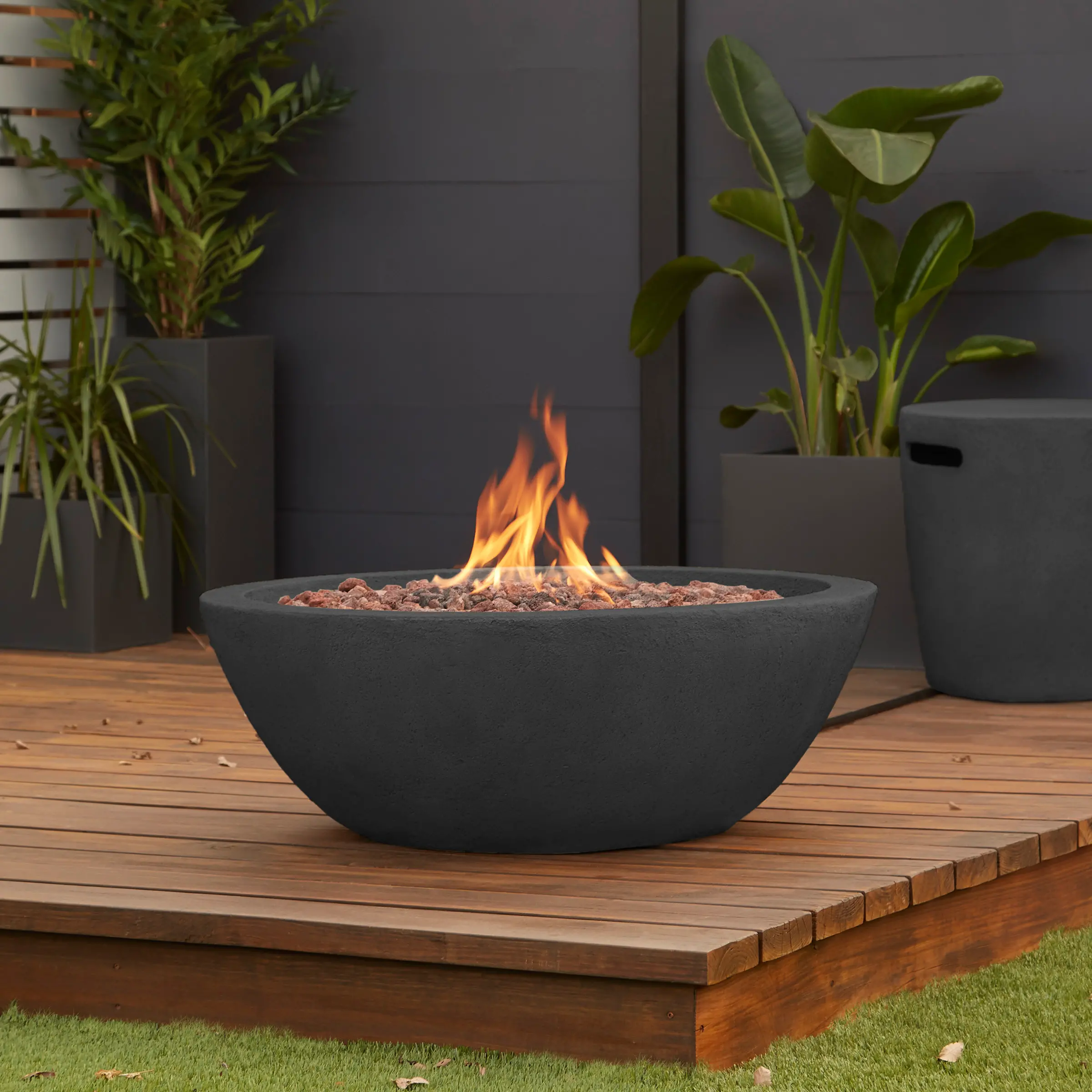 C539LP-SHL Riverside 36  Round Concrete Gas Fire Pit in Shale-1