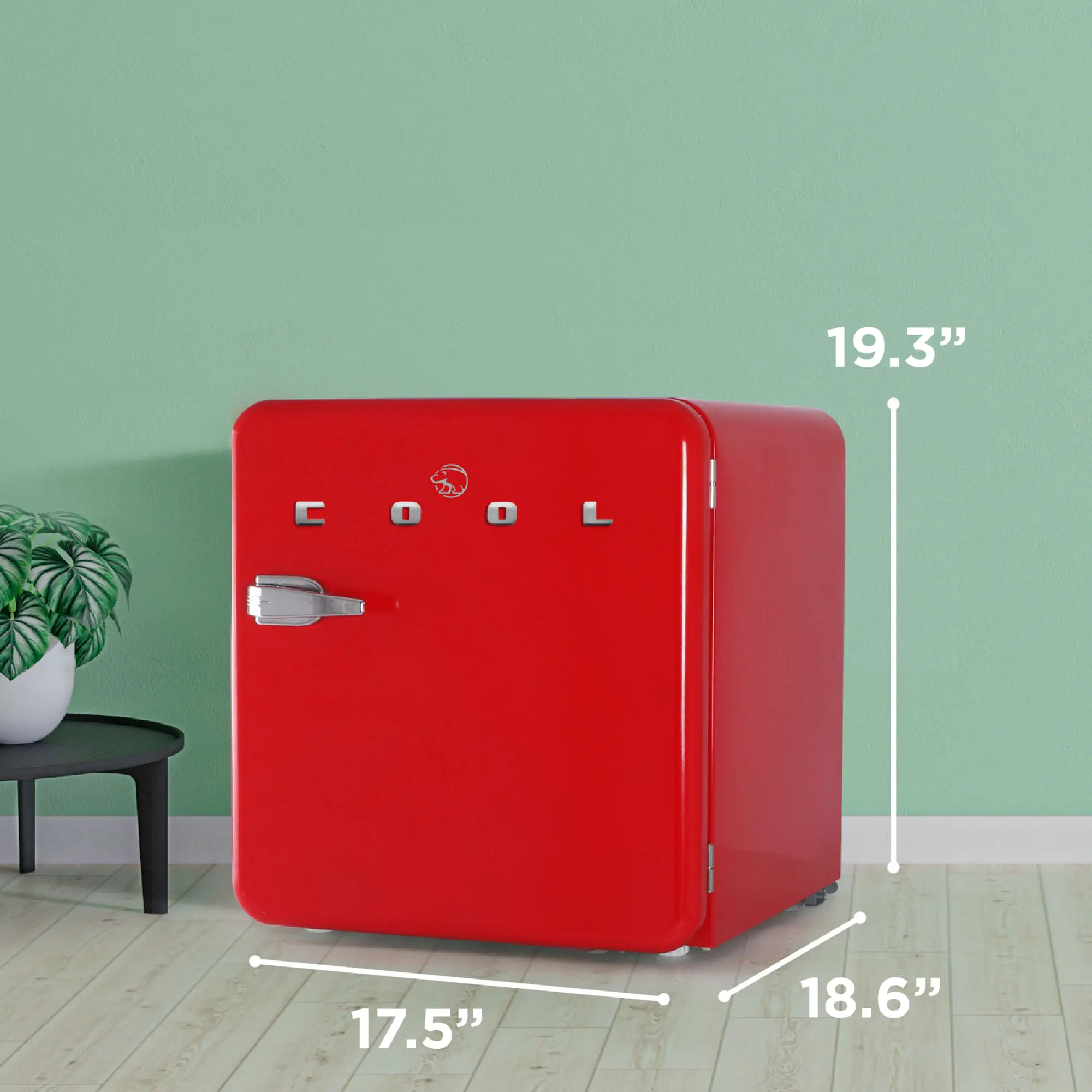 CCRR16HR Commercial Cool Retro 1.6 cu. ft. Freestanding Mini Fridge with Freezer - Red-7