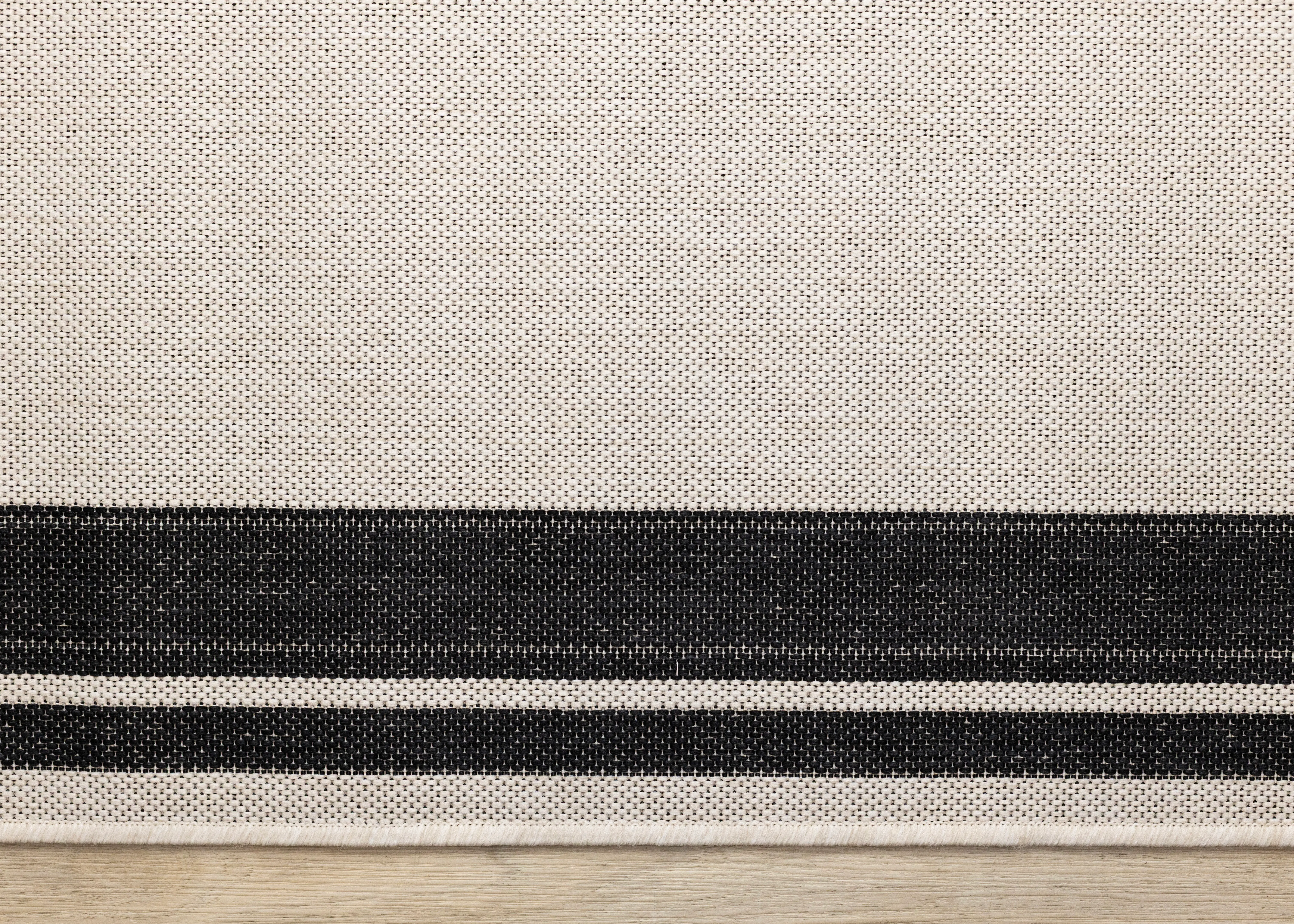 Jasper 5 x 8 White with Black Border Outdoor Area Rug-5