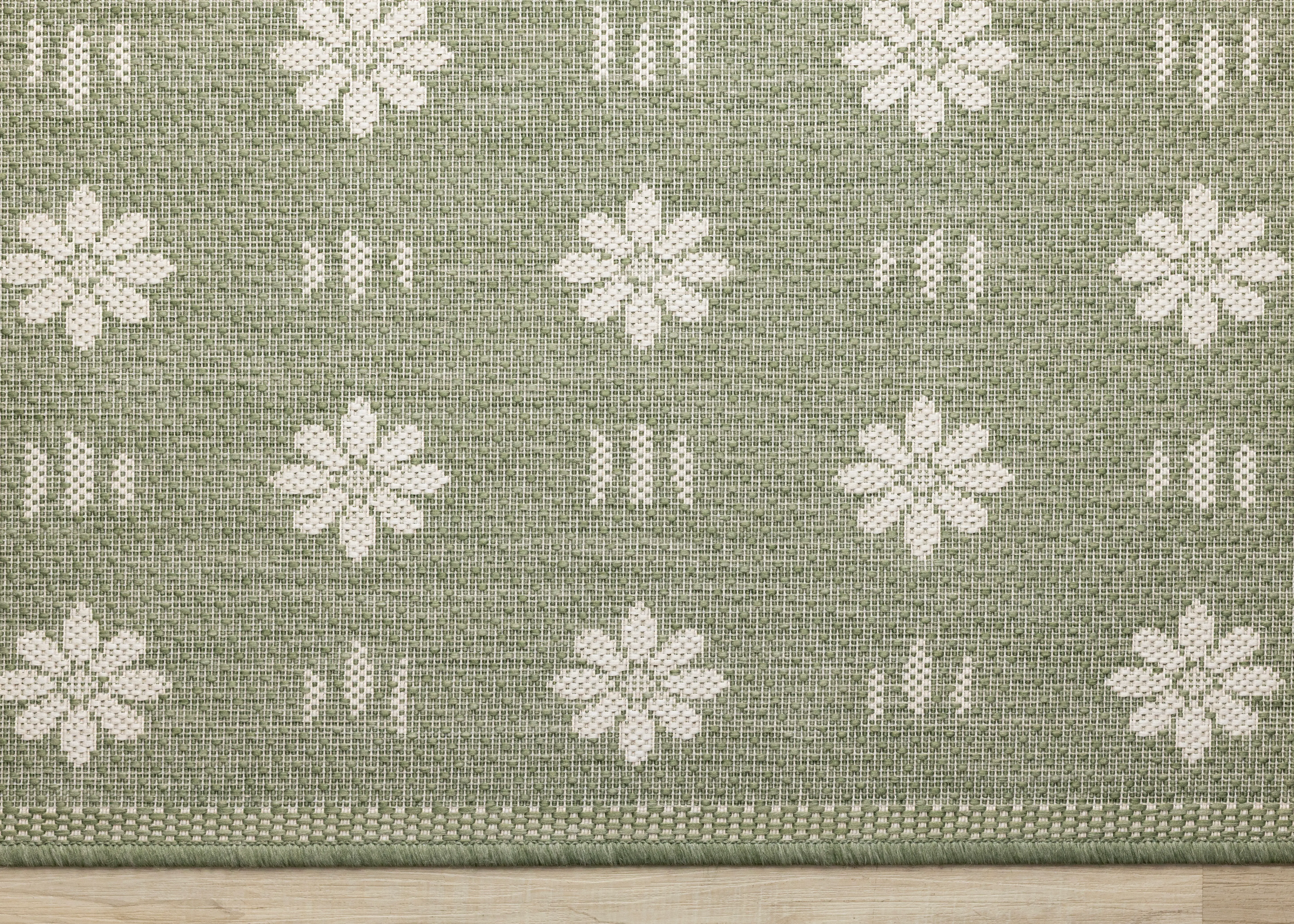 Jasper 8 x 11 Green and White Floral Outdoor Rug-5