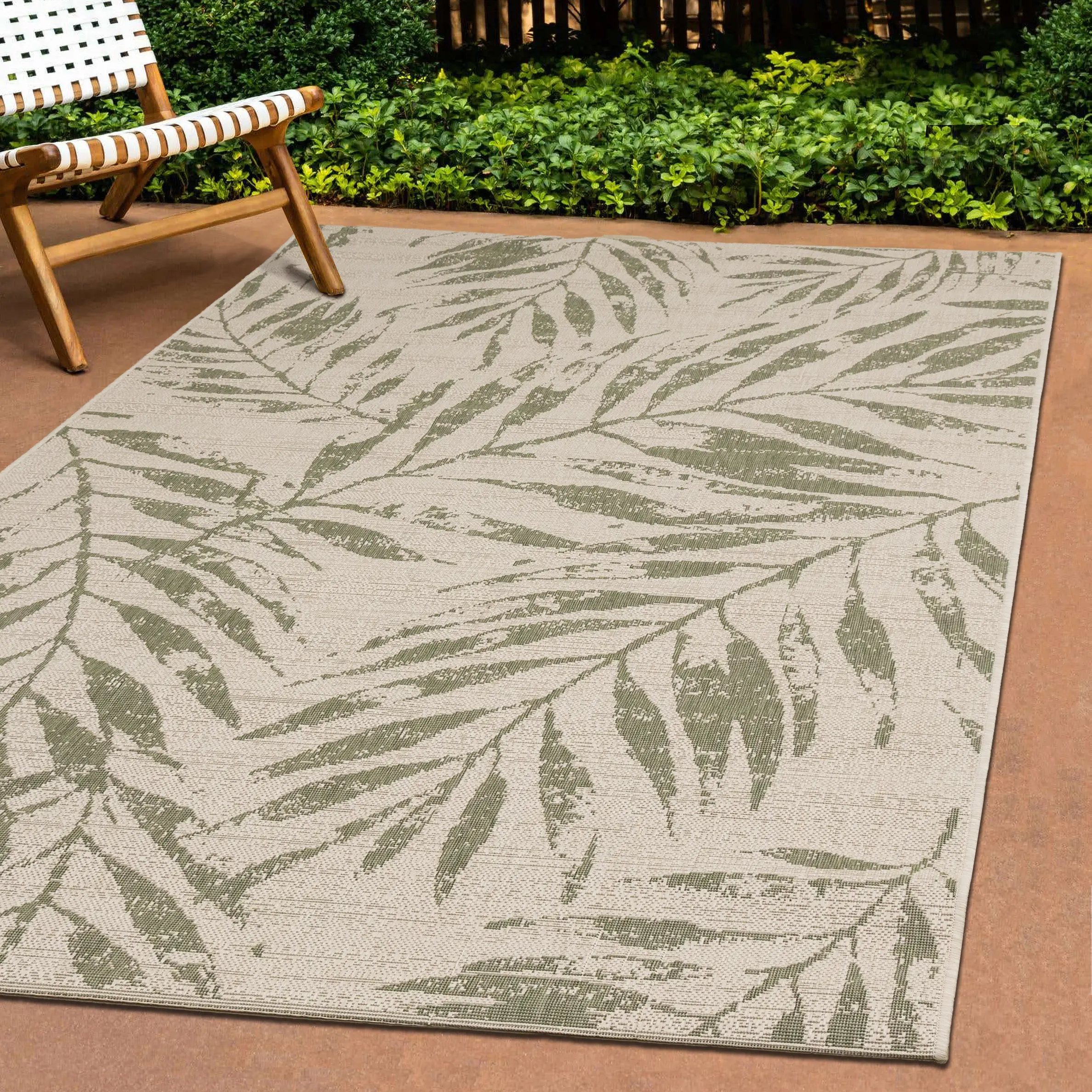 Jasper 5 x 8 Green and Cream Botanical Outdoor Area Rug-7