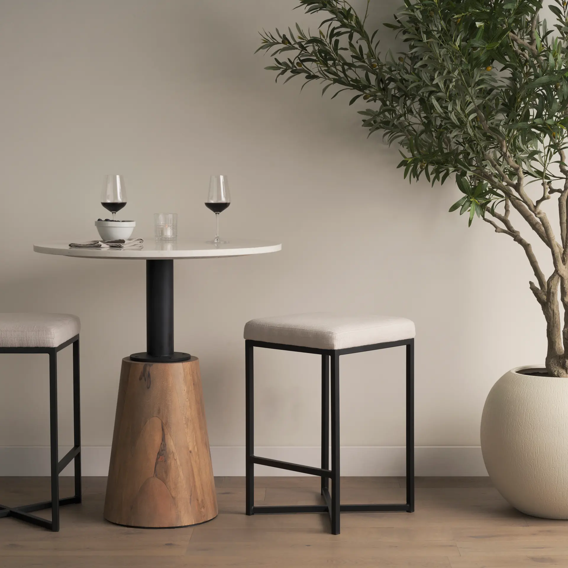 Frodo 26.4  Black and White Counter Stool-3