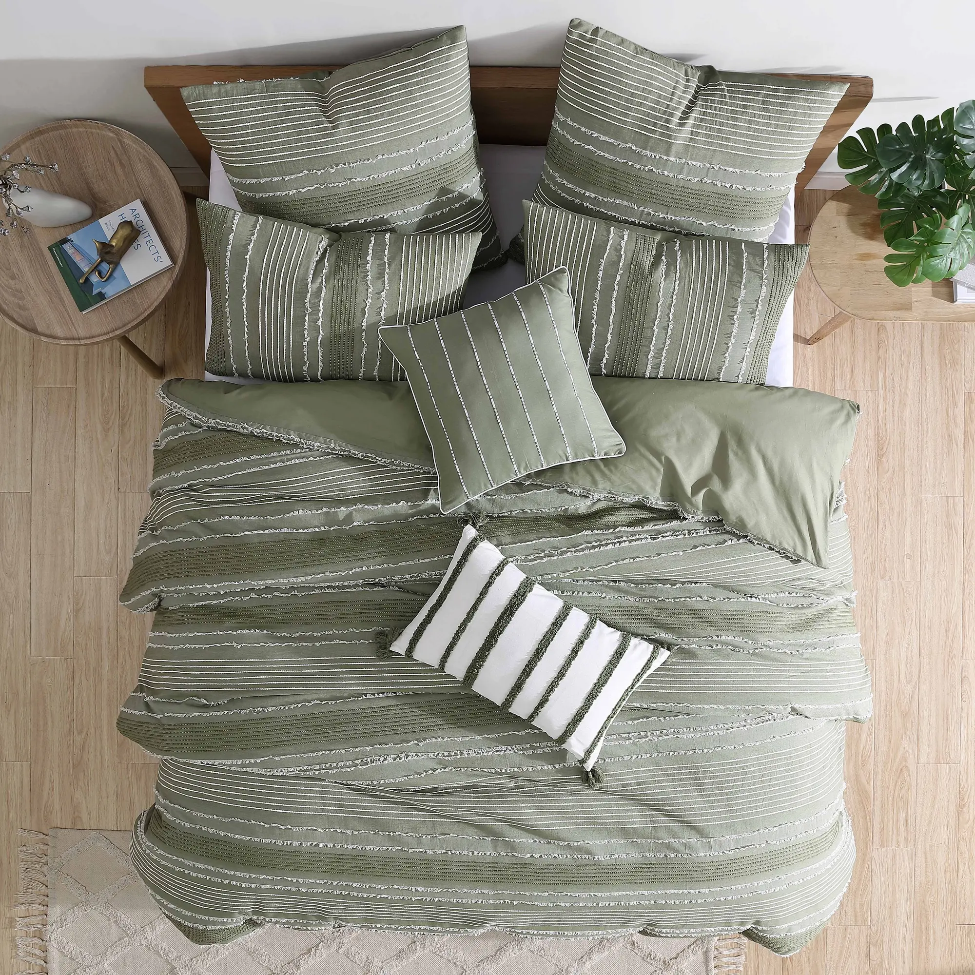 Clip Green 5 Piece Queen Comforter Set-3
