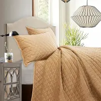 Diamond Gold King 3 Piece Quilt Set