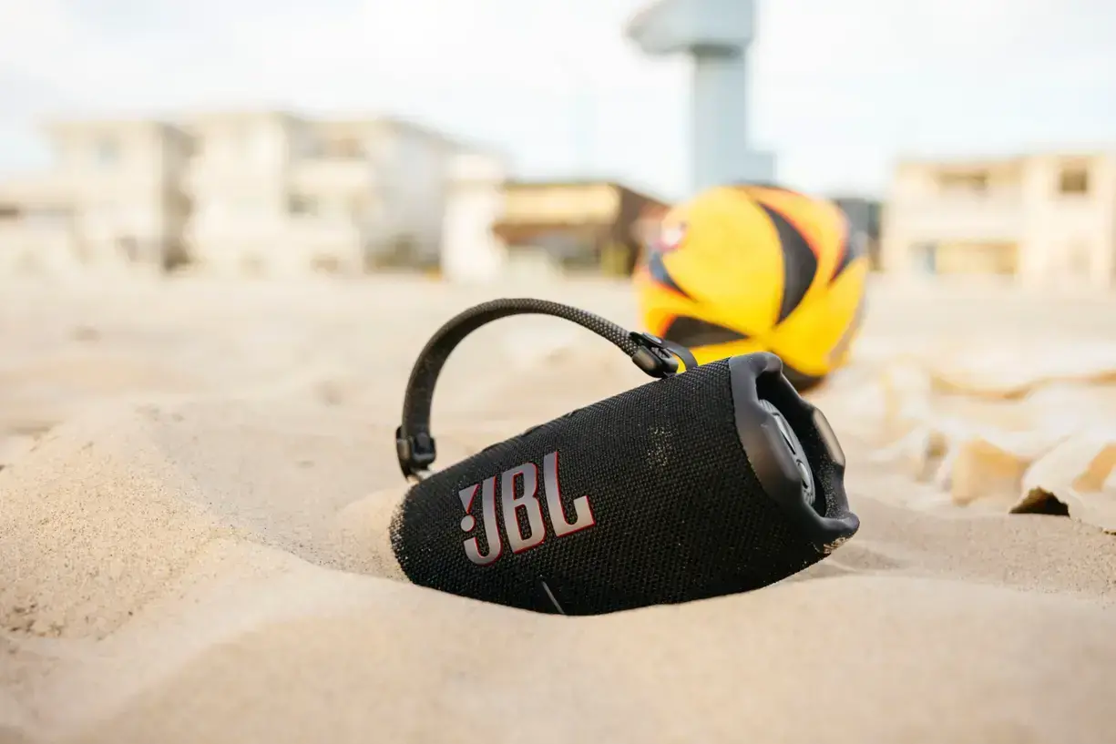 JBLCHARGE6BLKAM JBL Charge 6 Portable Wireless Speaker - Black-13