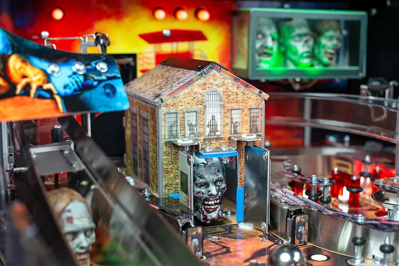 500-55AN-11 Stern Pinball The Walking Dead Remastered Premium Pinball Machine-10