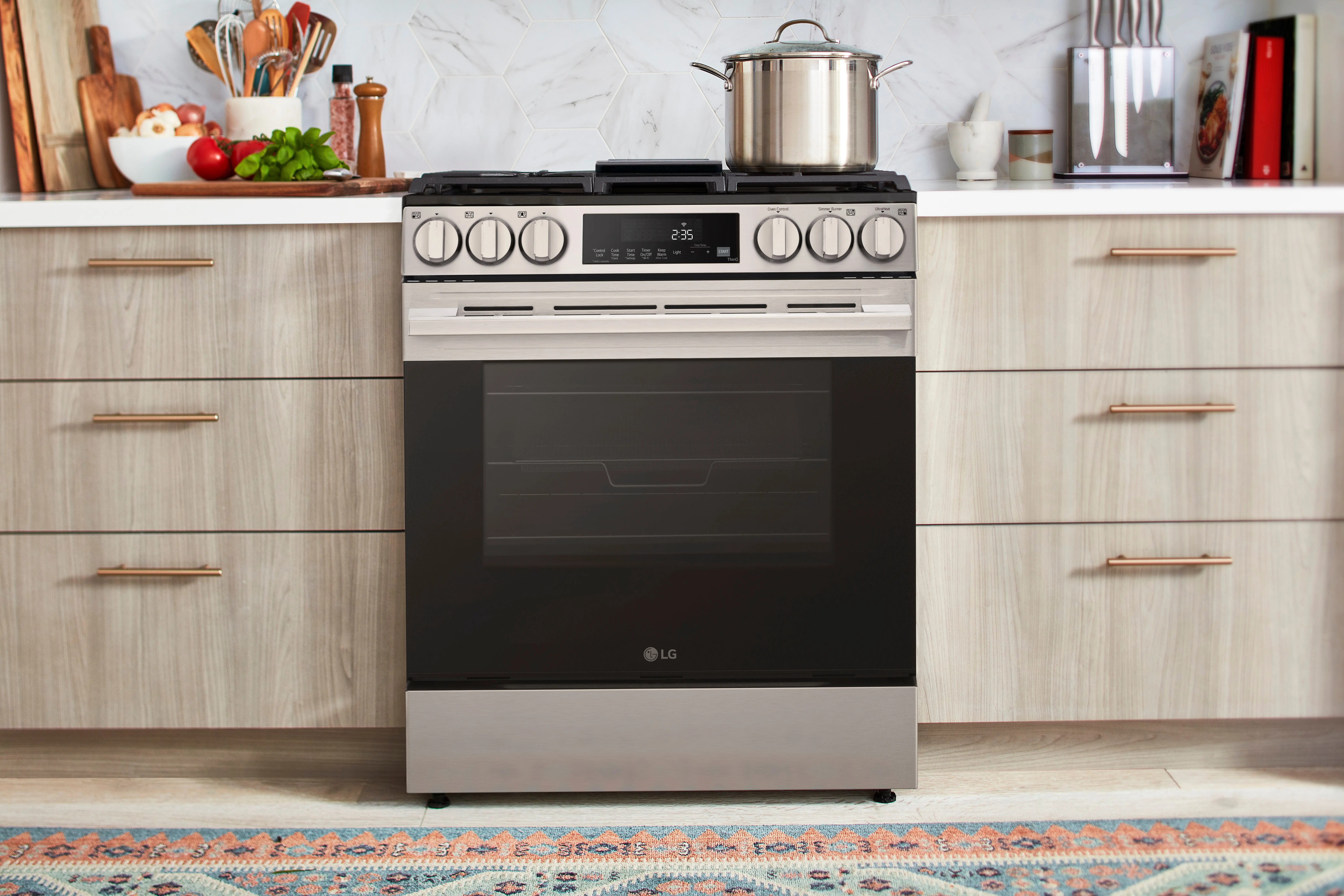 LSGL5833X LG 5.8 Cu Ft Single Oven Gas Range - Stainless Steel-2
