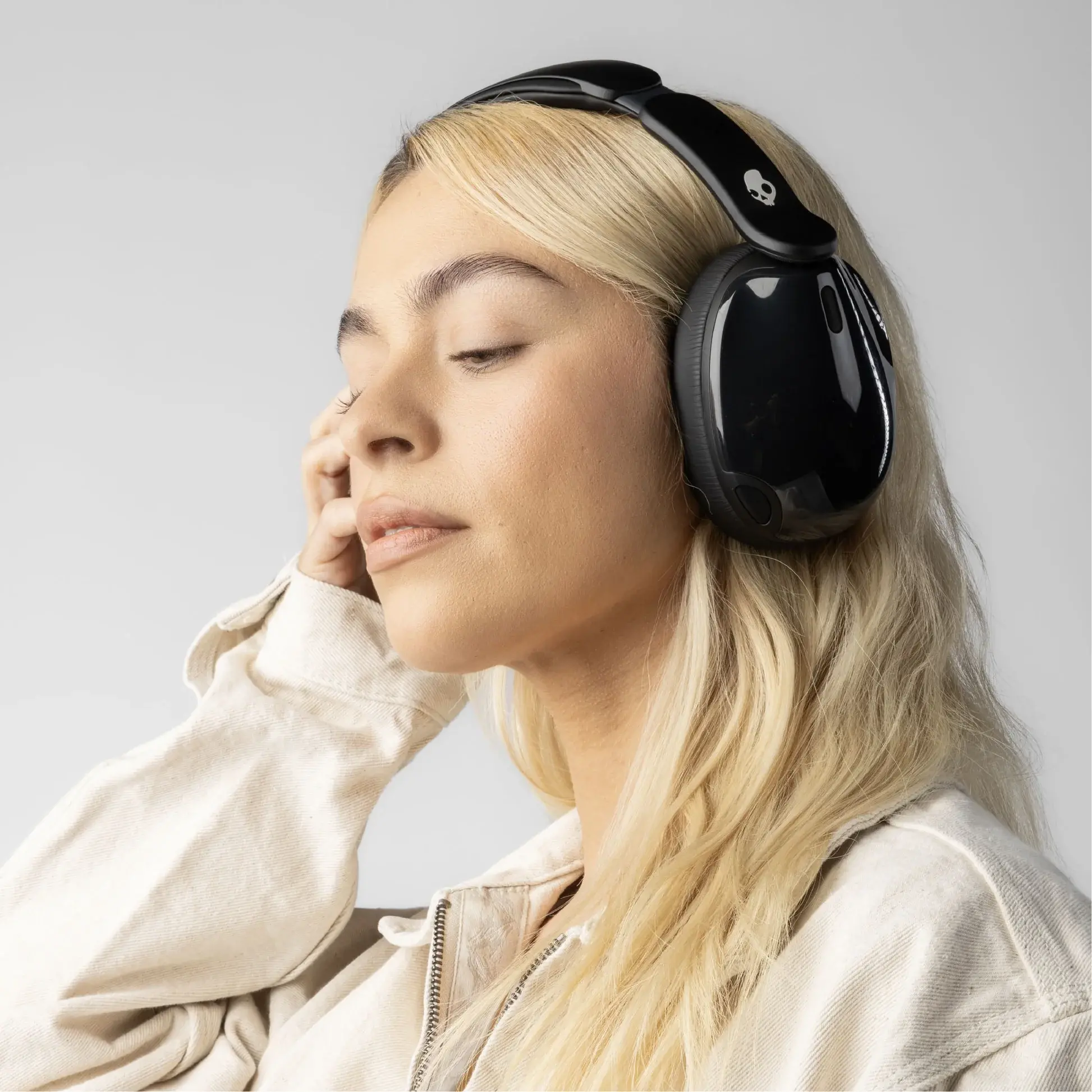 S6HAW-T740 SkullCandy Hesh 540 Active Noise Cancelling Headphones - Black-2