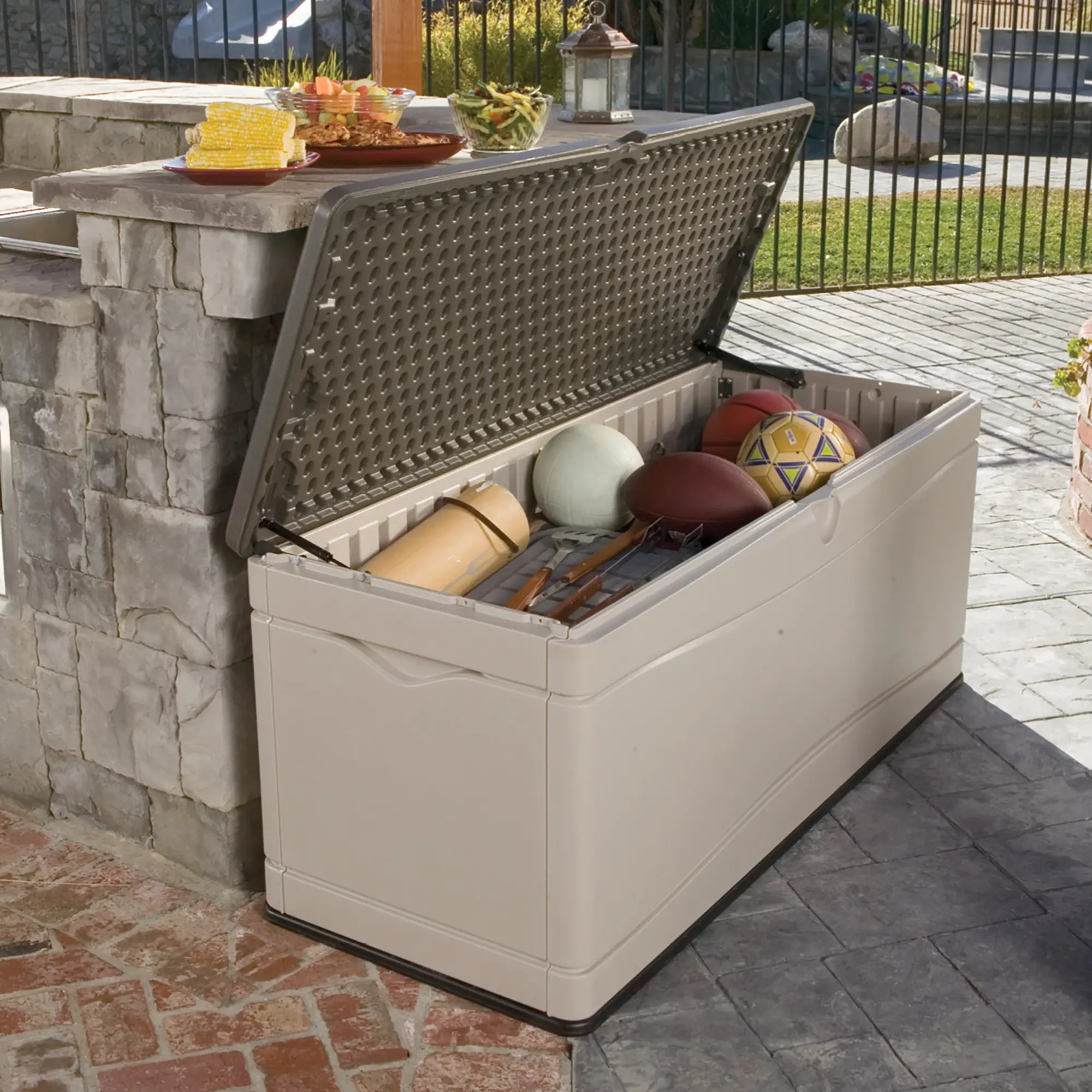 60012 Lifetime 130 Gallon Outdoor Storage Box-2