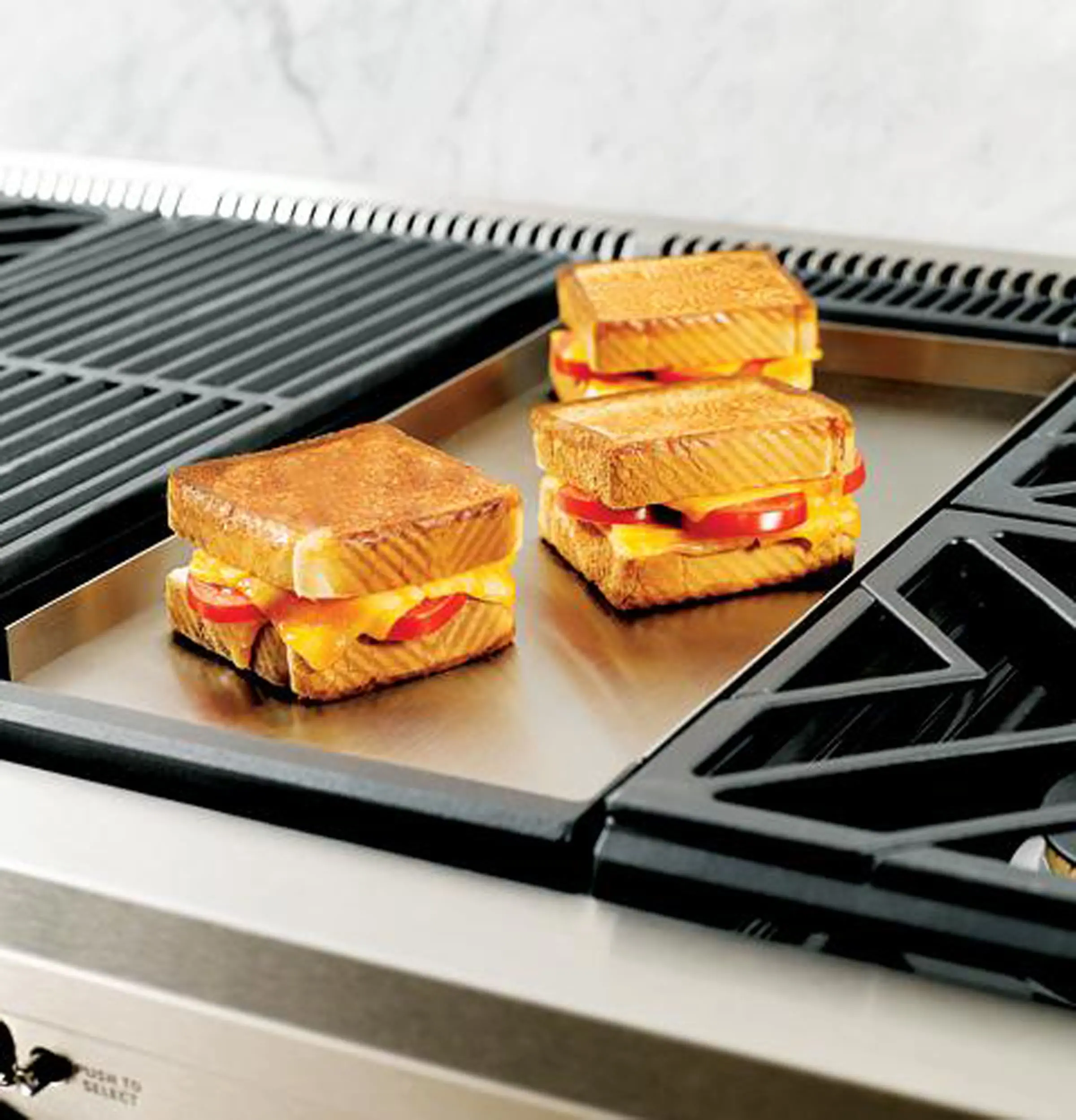 ZGU364NDPSS Monogram 36 Inch Professional Gas Rangetop with 4 Burners and Griddle (Natural Gas)-4