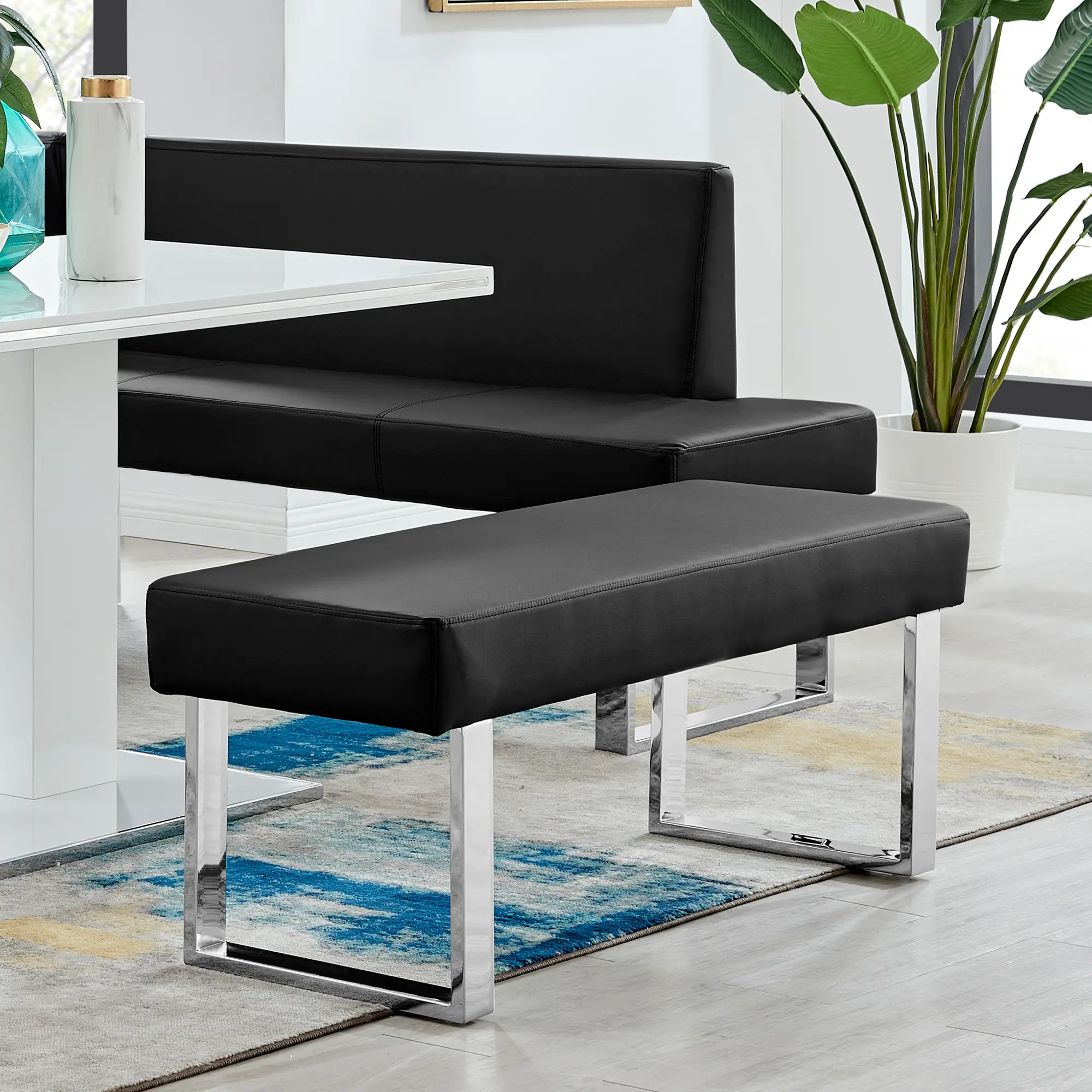 LCAMBEBLBCH Amanda Black Bench-1